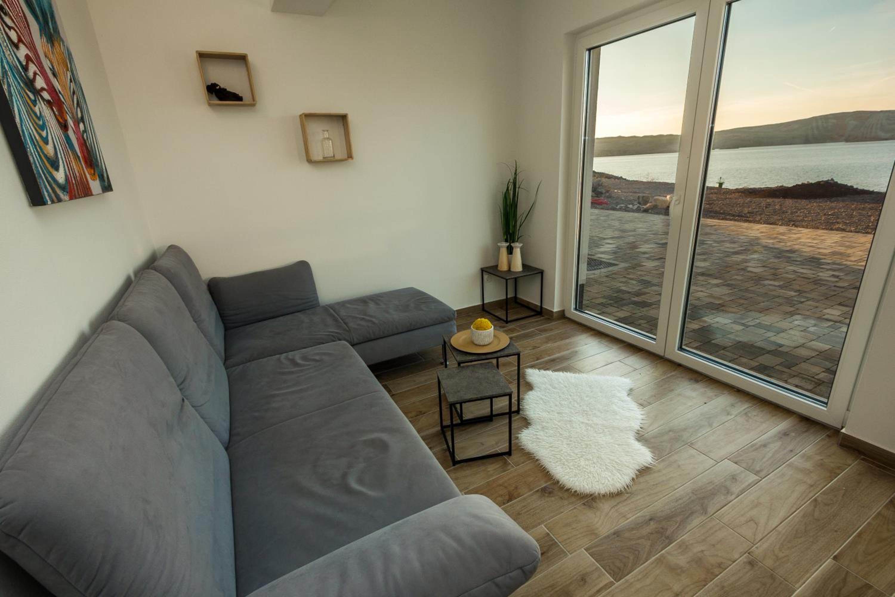 Apartment - Photo 1