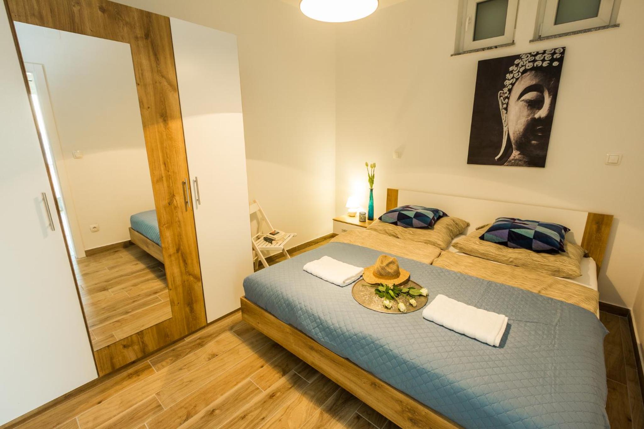 Apartment - Photo 5