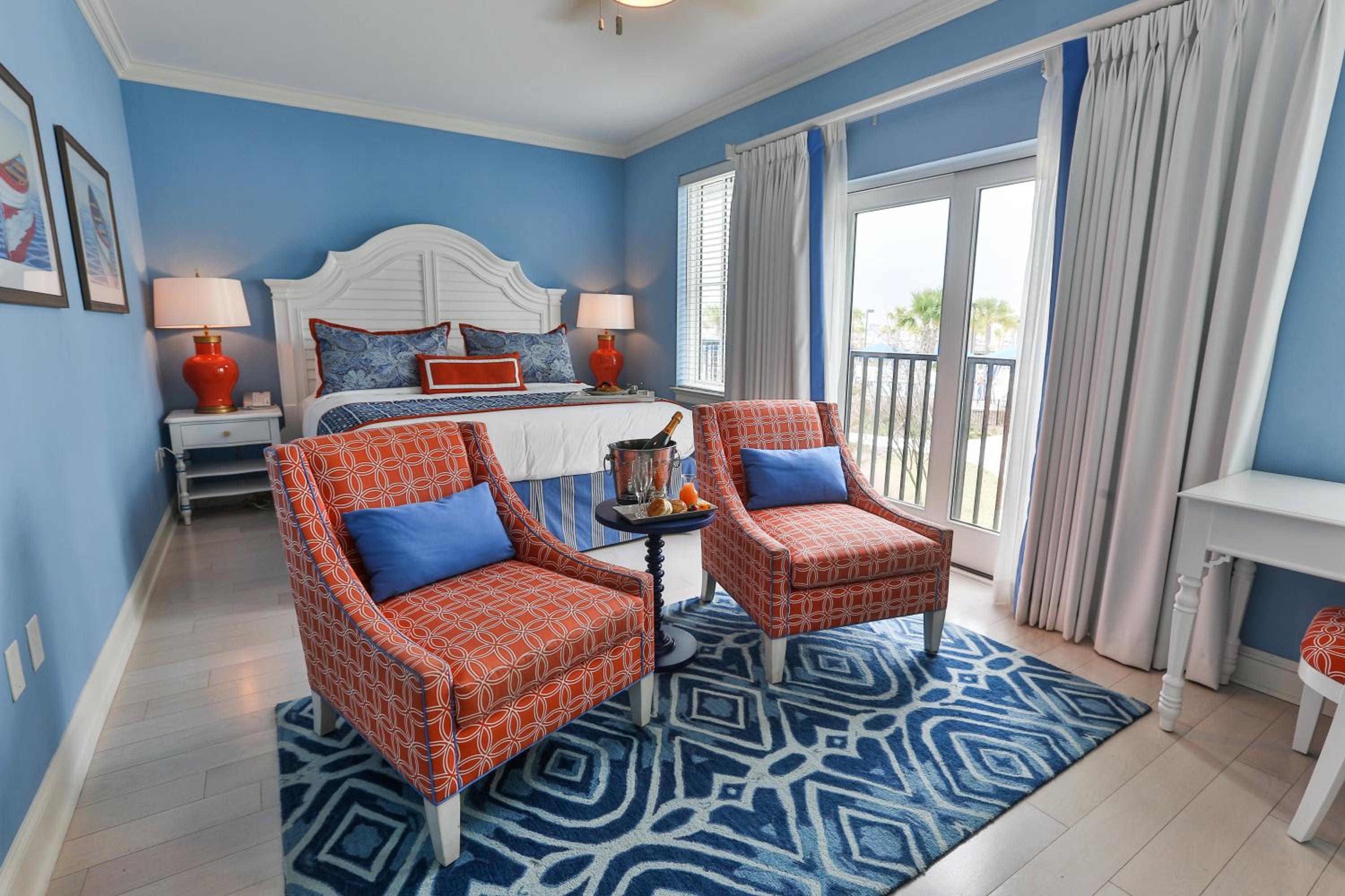Superior King Room Inland View  - Photo 4