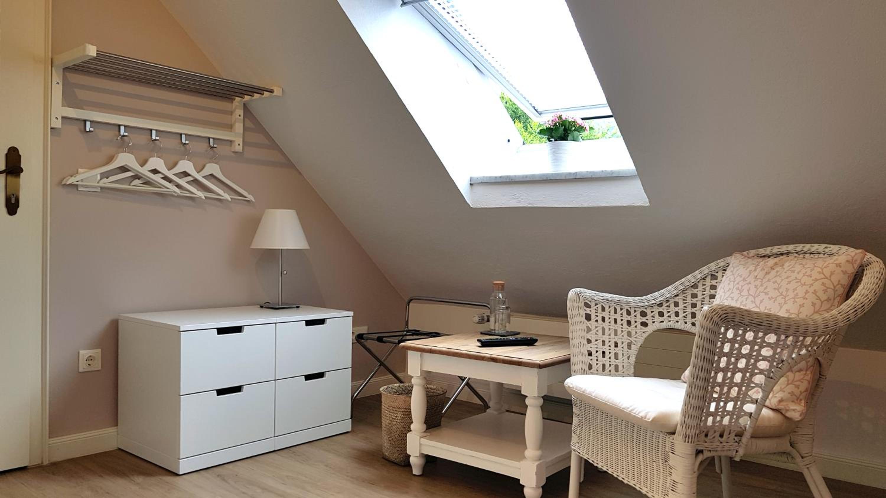 Small Single Room