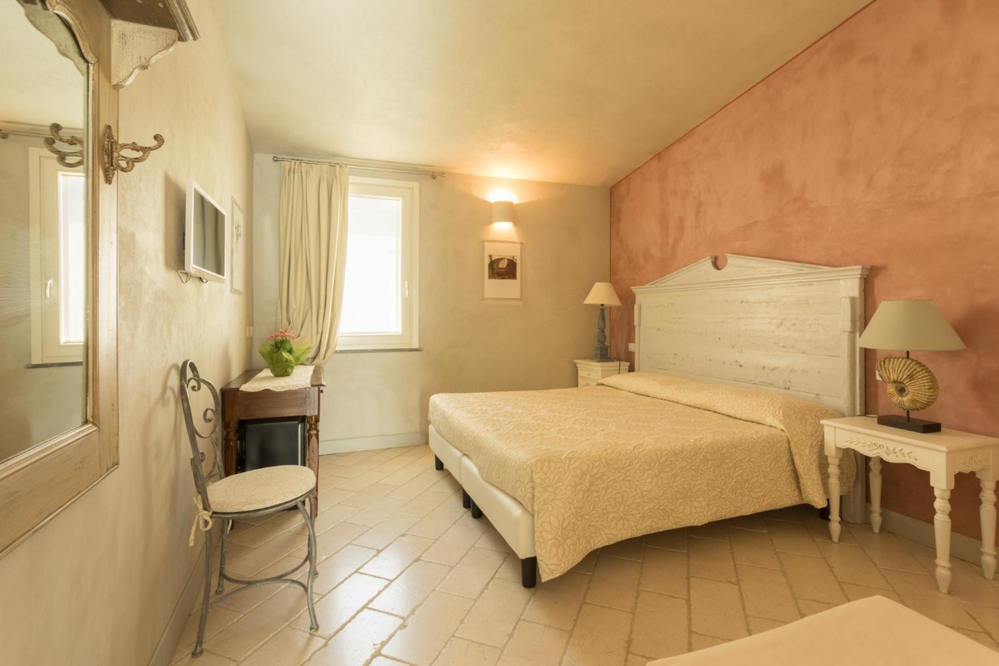 Quadruple Room with Balcony photo 1