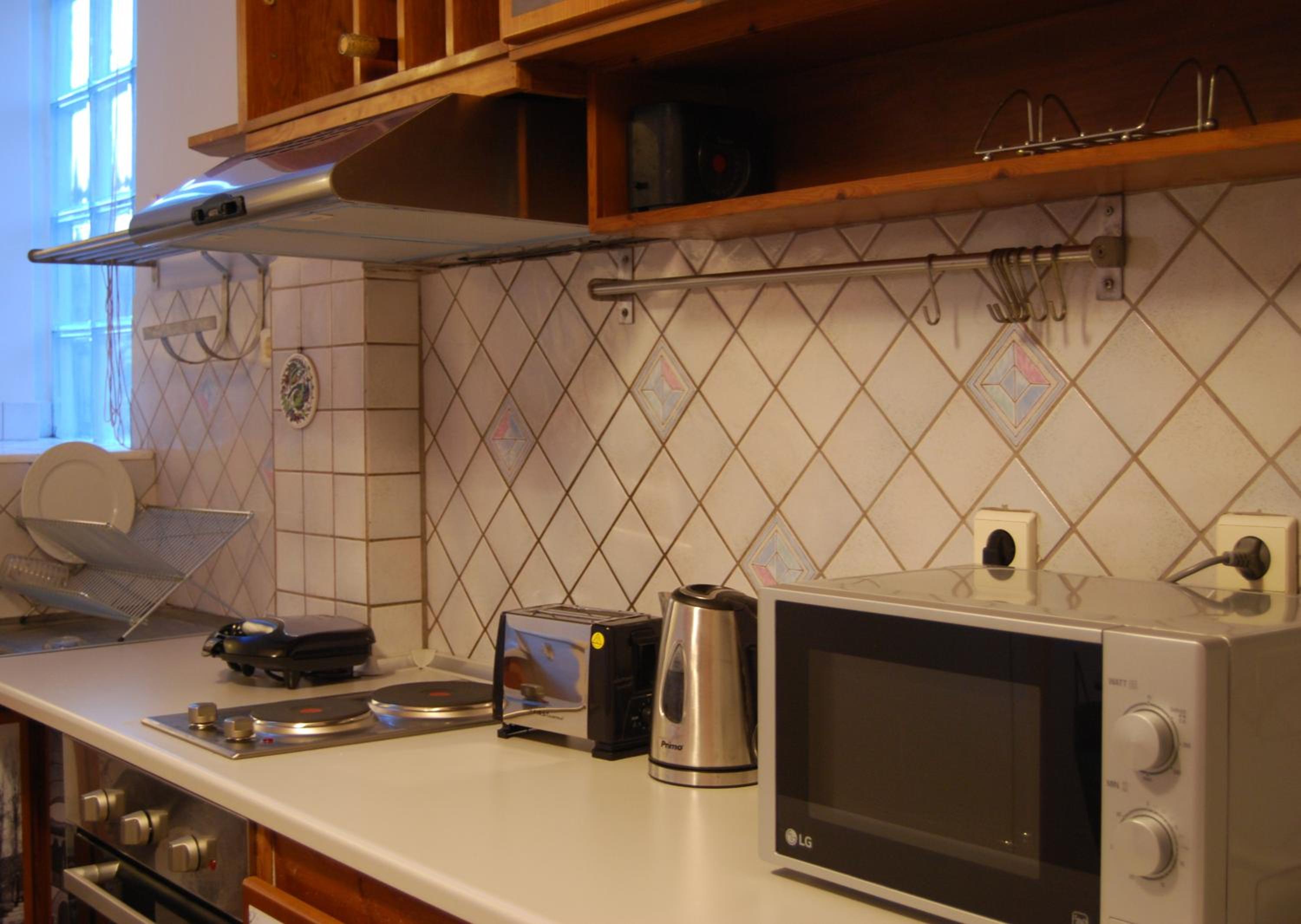 Two-Bedroom Apartment - Photo 3