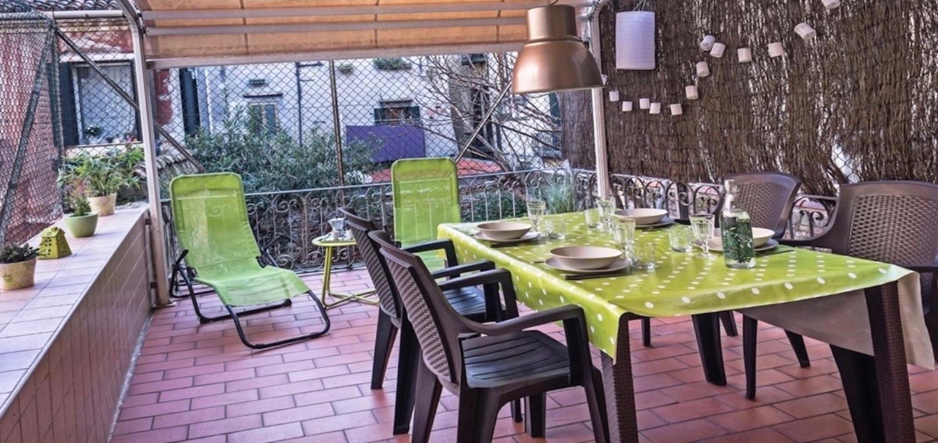 Apartment with Terrace photo 3