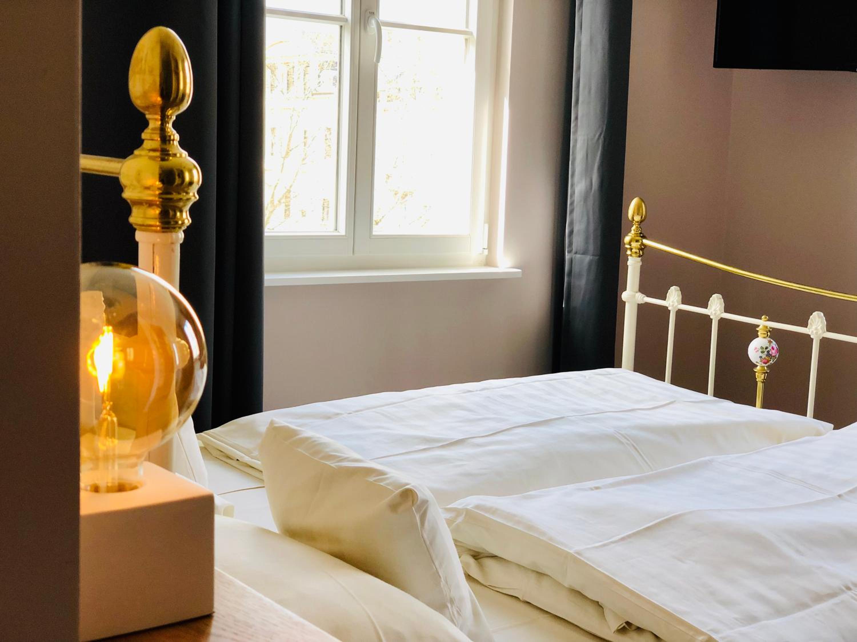 Classic Double Room - Photo 18