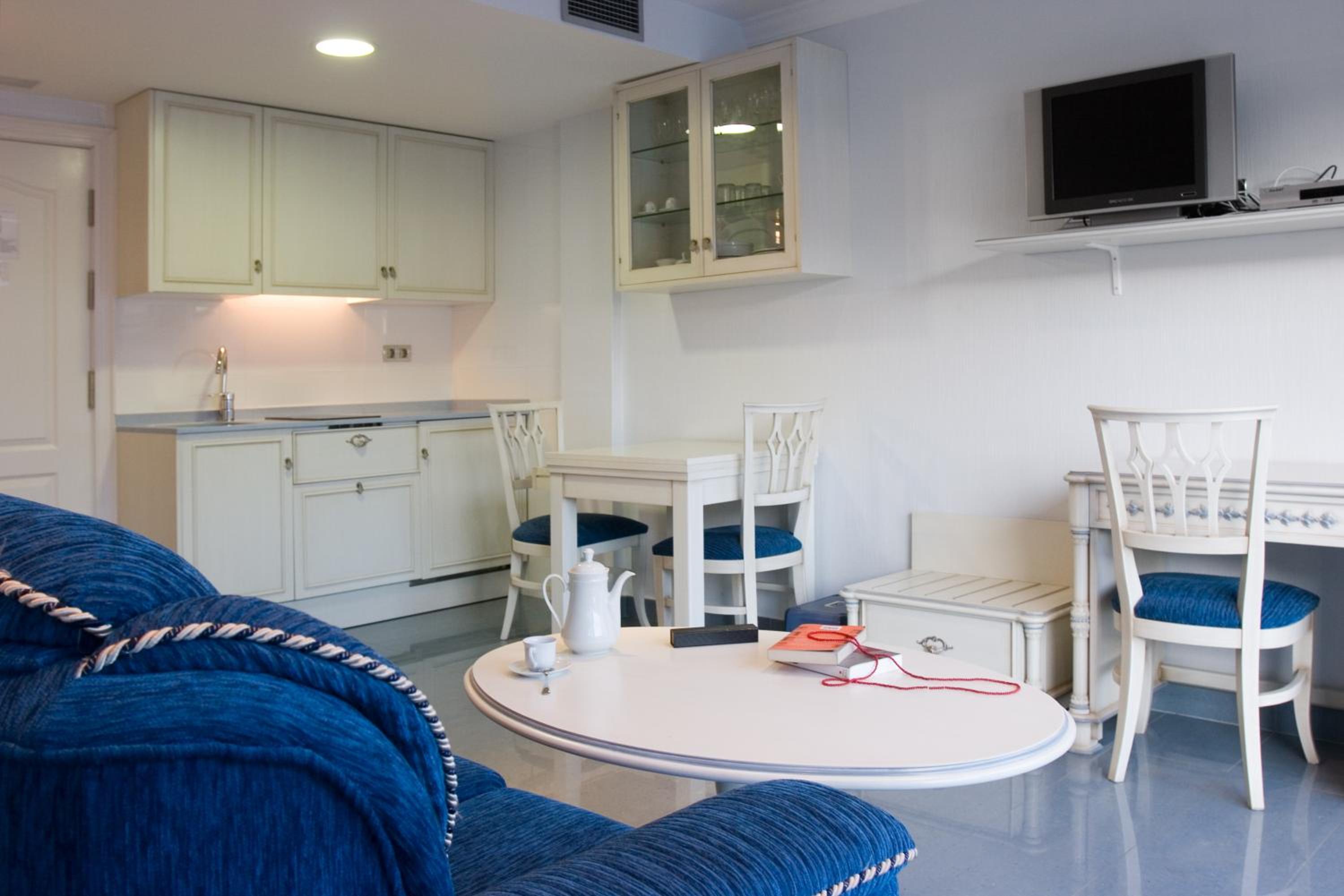Classic Apartment (2 Adults) - Photo 11