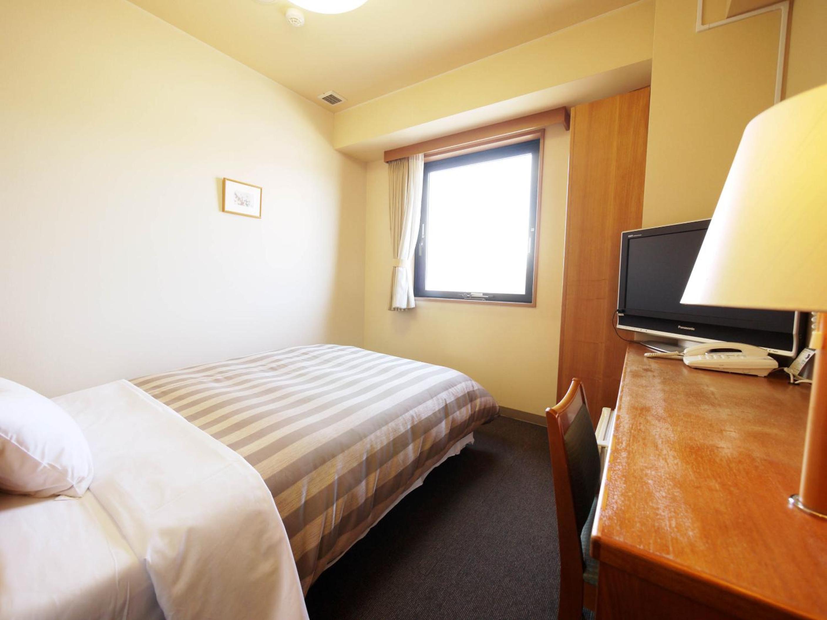 Single Room - Smoking - Photo 4