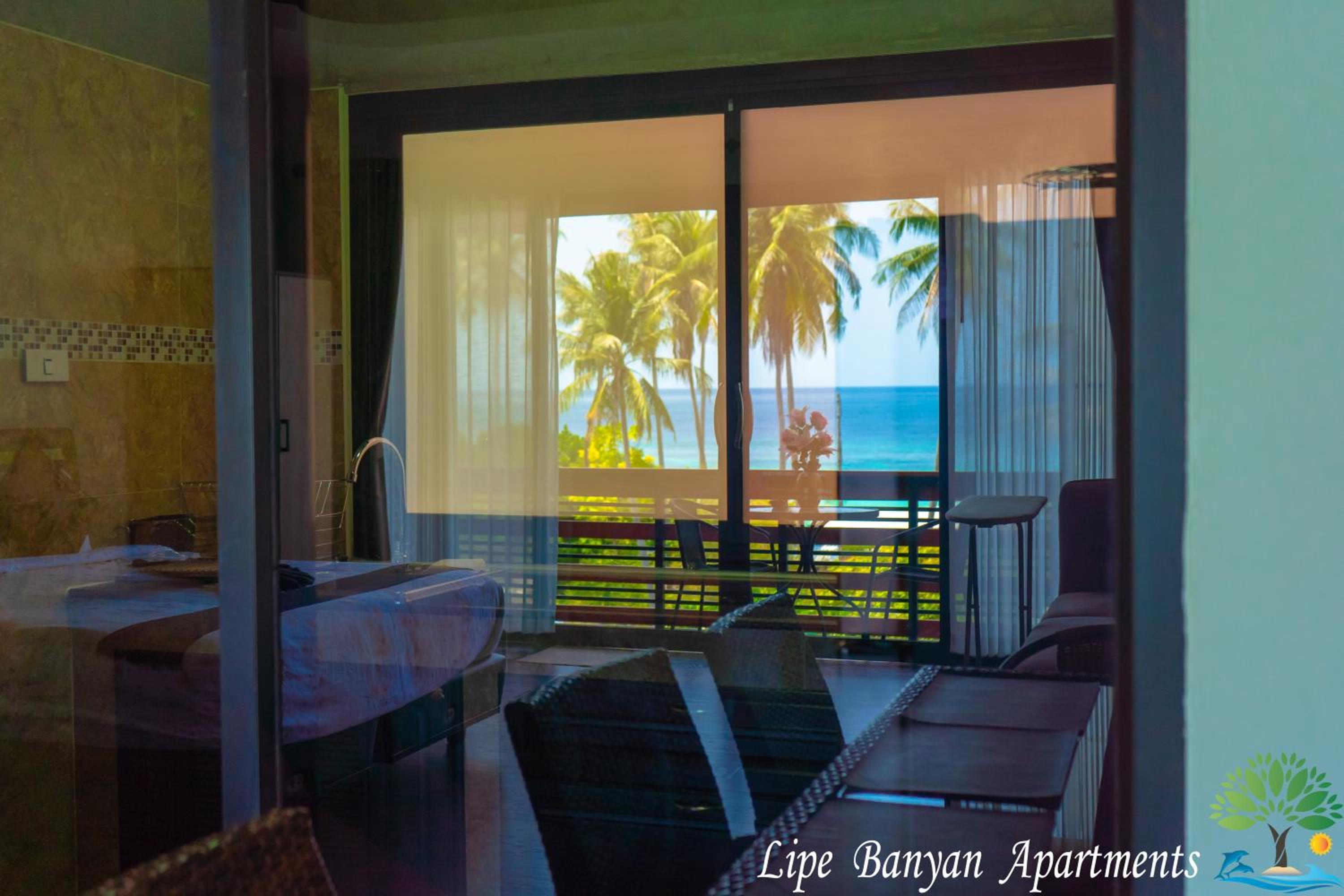 Family Room with Sea View - Photo 17