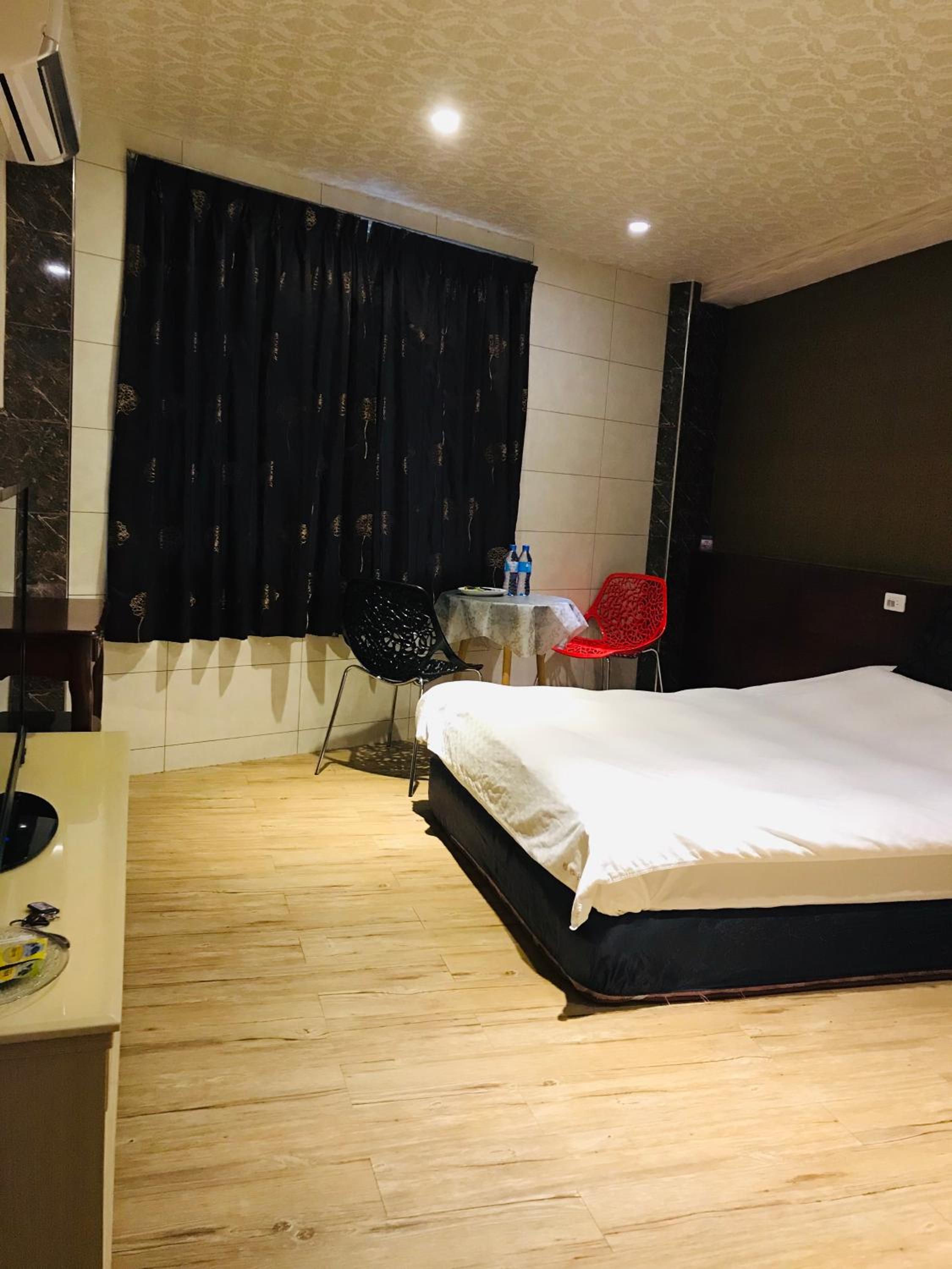 Deluxe Double Room with Shower photo 1