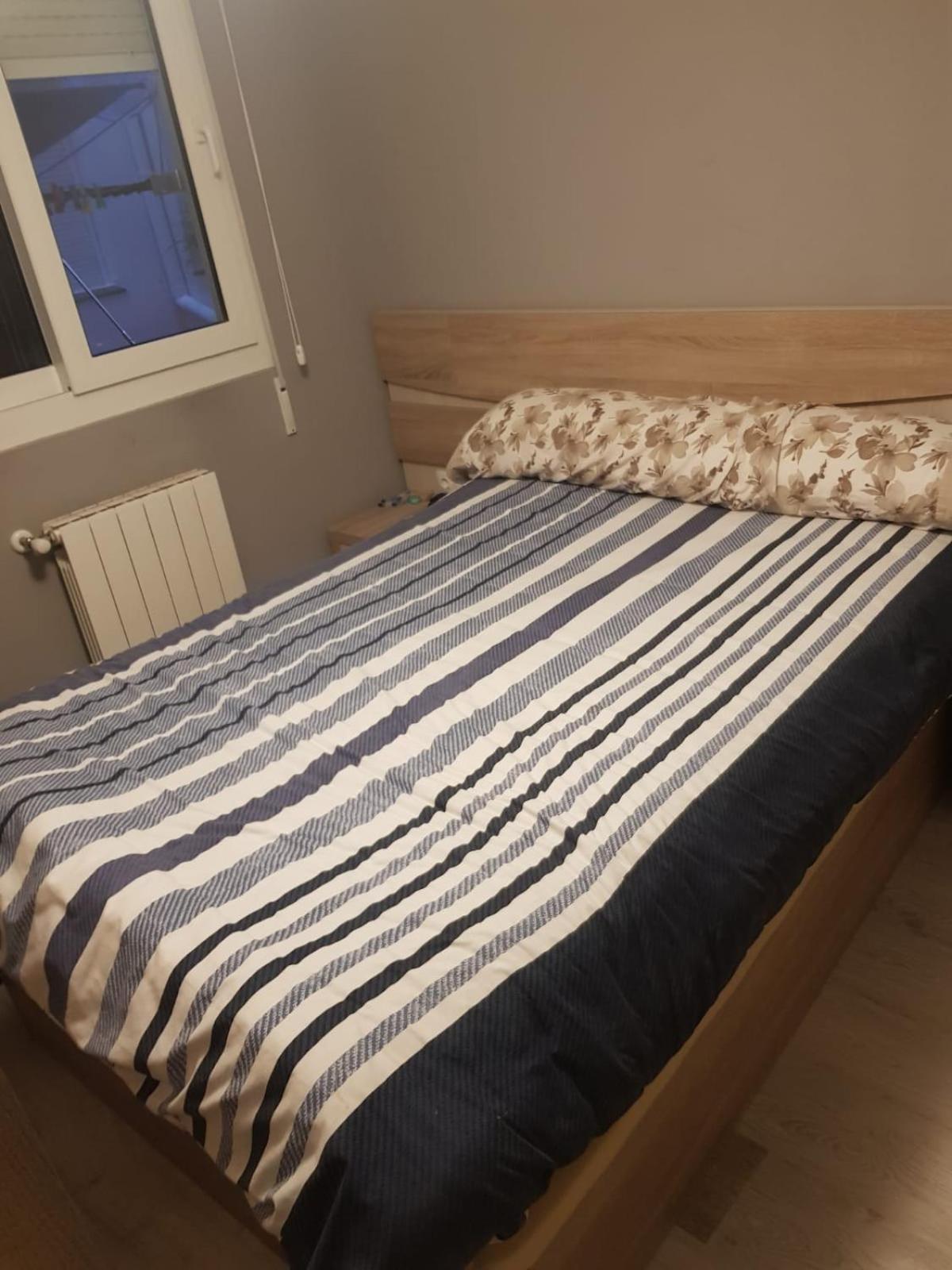 Habitación doble con baño compartido y apartamento compartido
