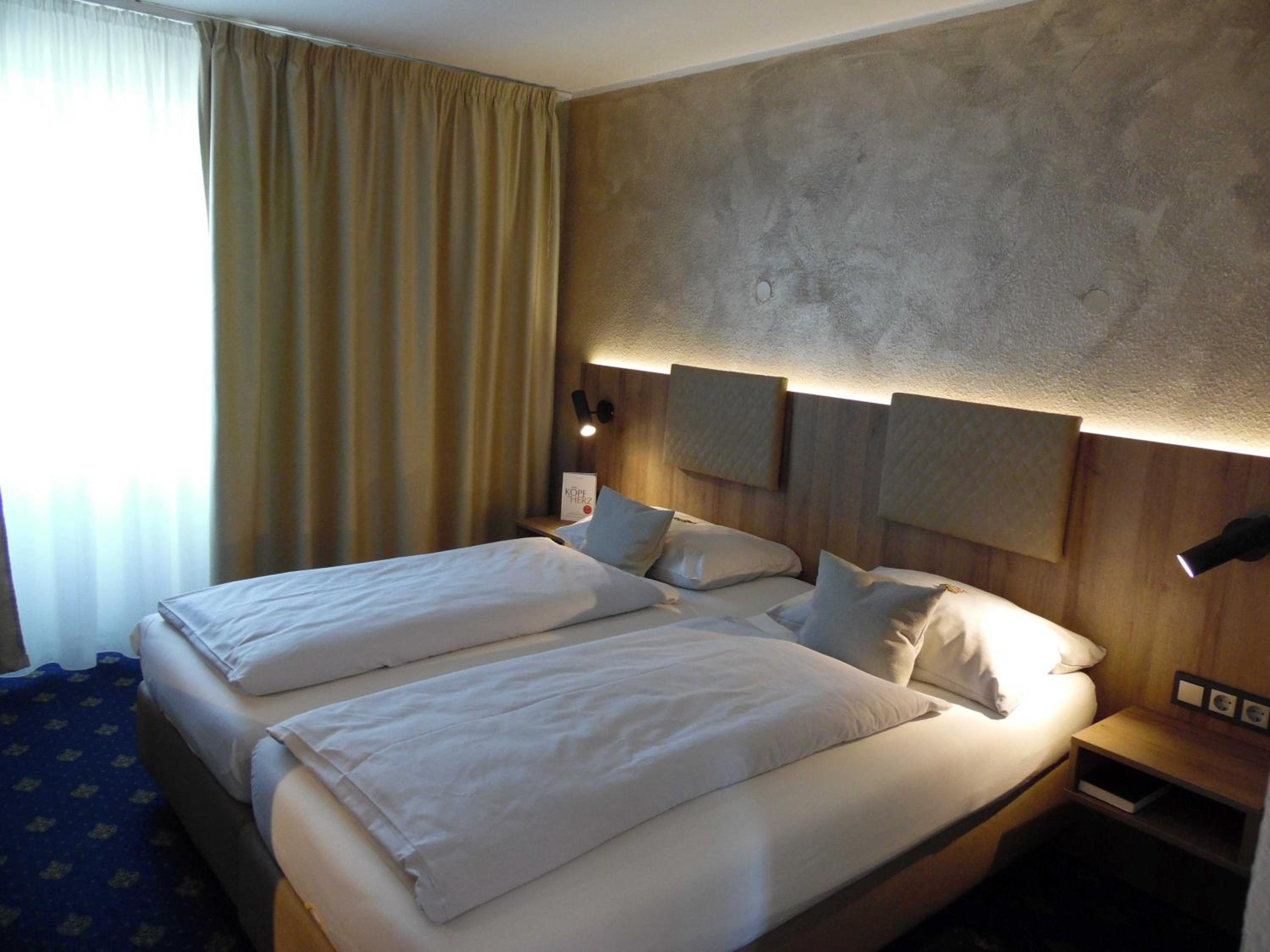 Double Room - Photo 3