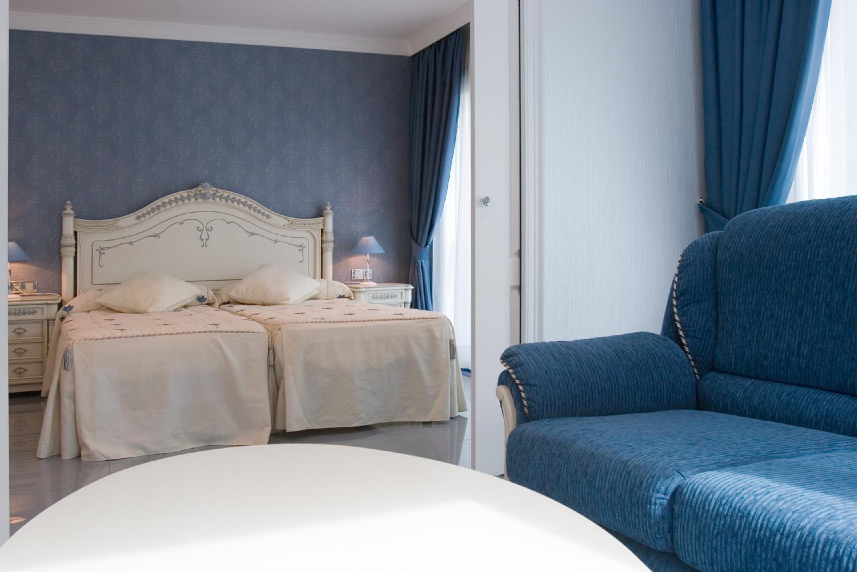Deluxe Apartment (2 Adults) - Photo 8