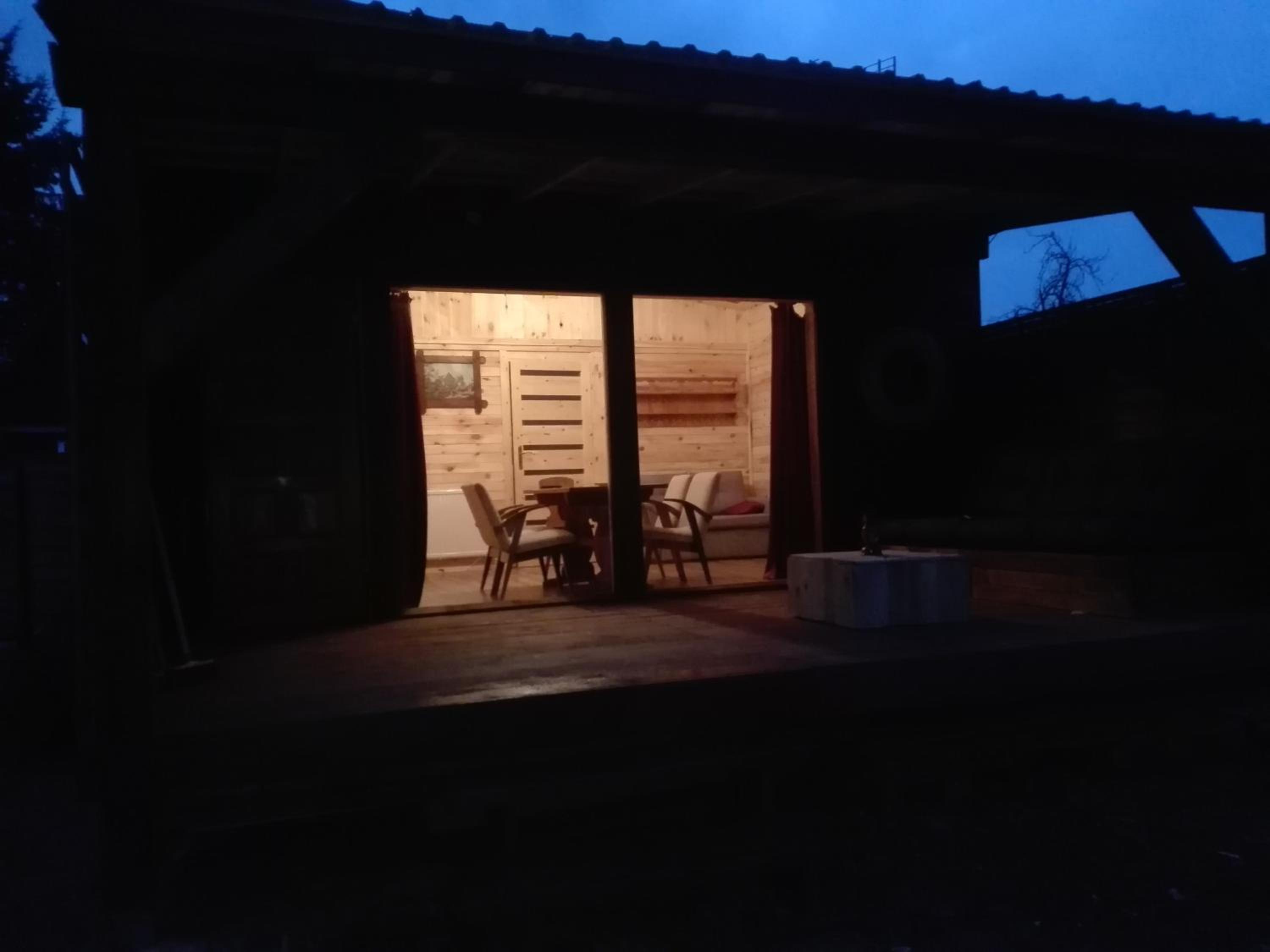 One-Bedroom House photo 1