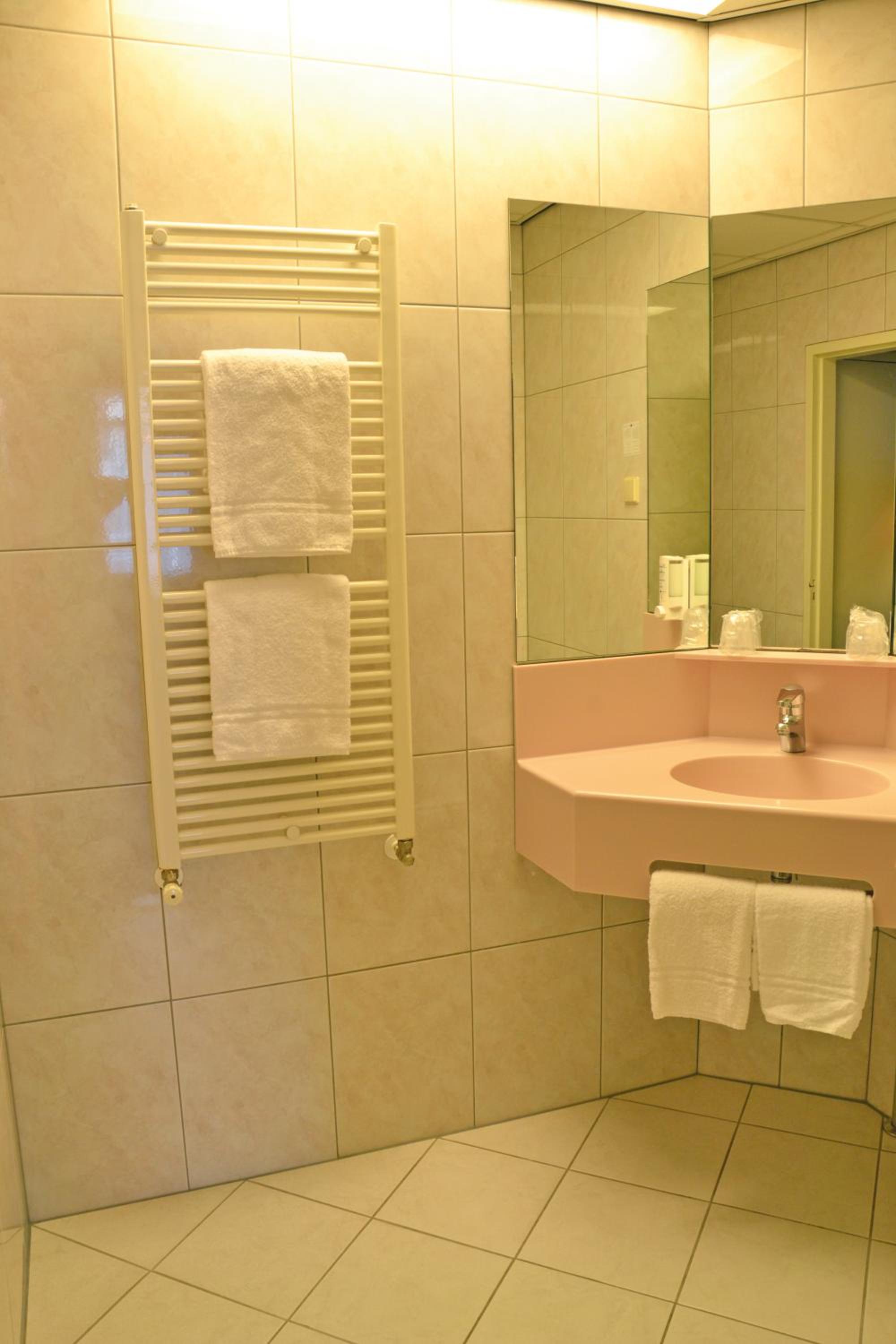 Comfort Double Room - Photo 4