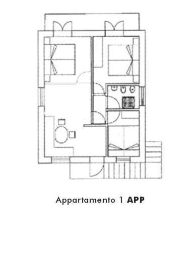 Apartment with Balcony - Photo 2