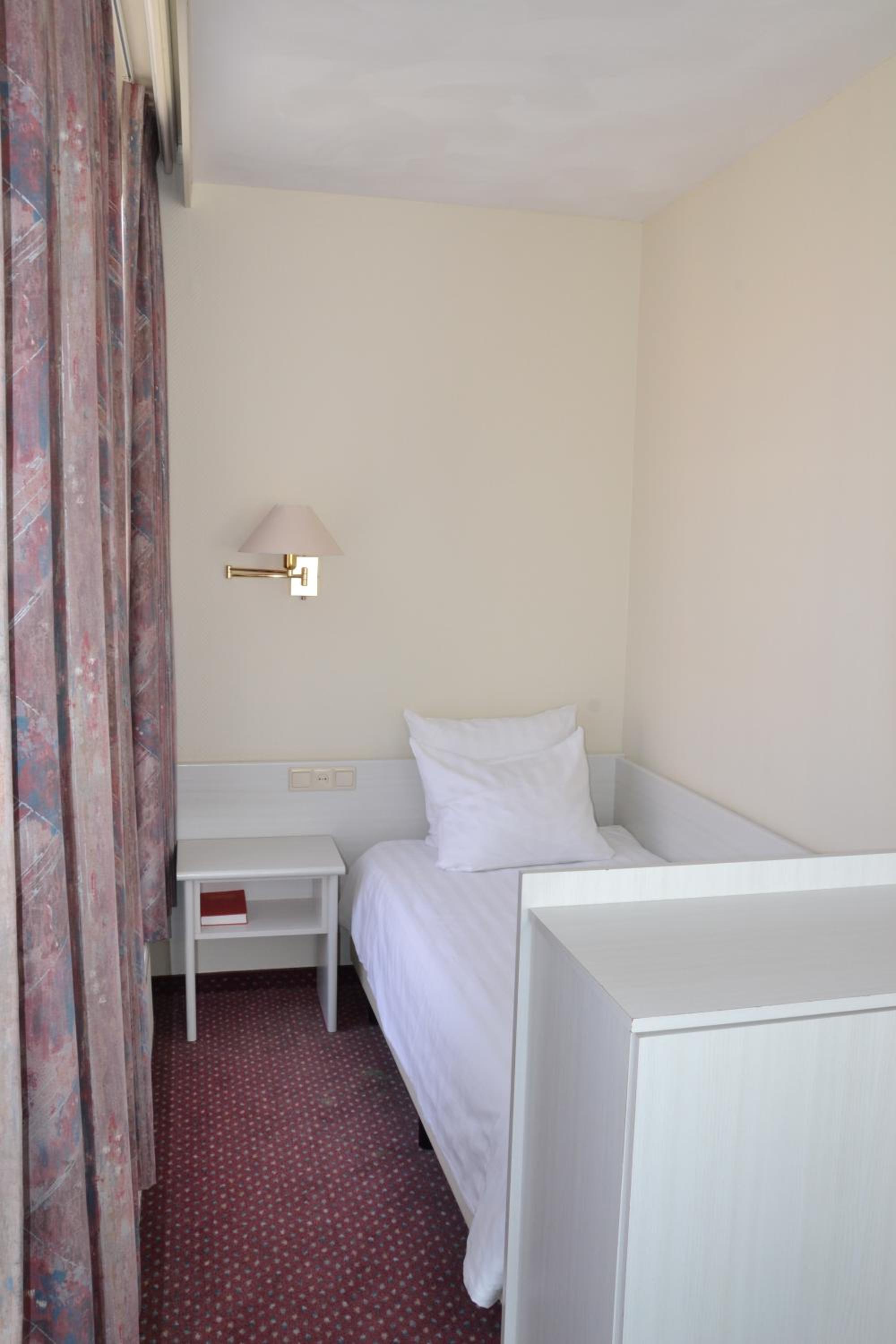 Triple Room - Photo 2