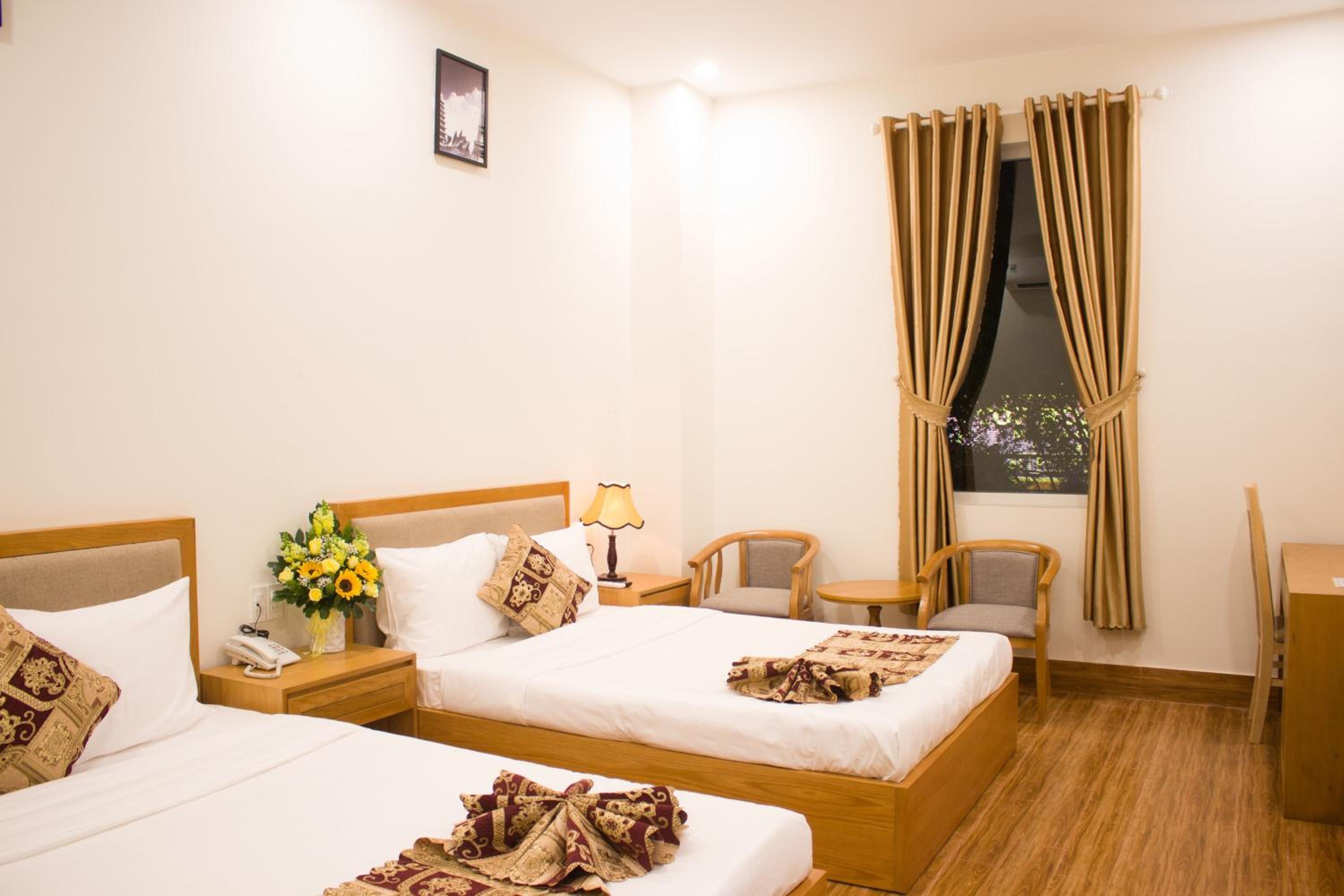 Twin Room - Photo 5