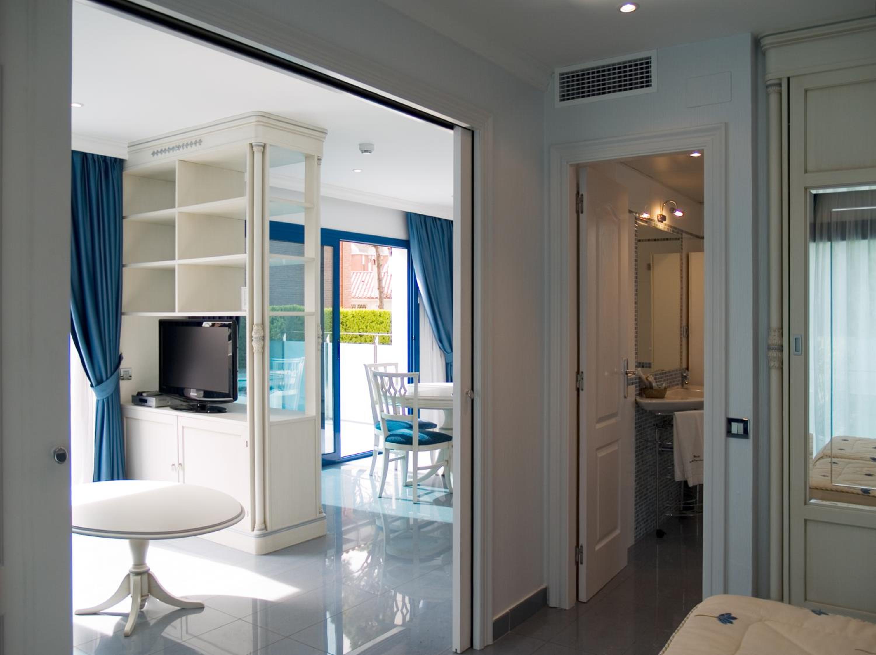 Deluxe Apartment (2 Adults) - Photo 5