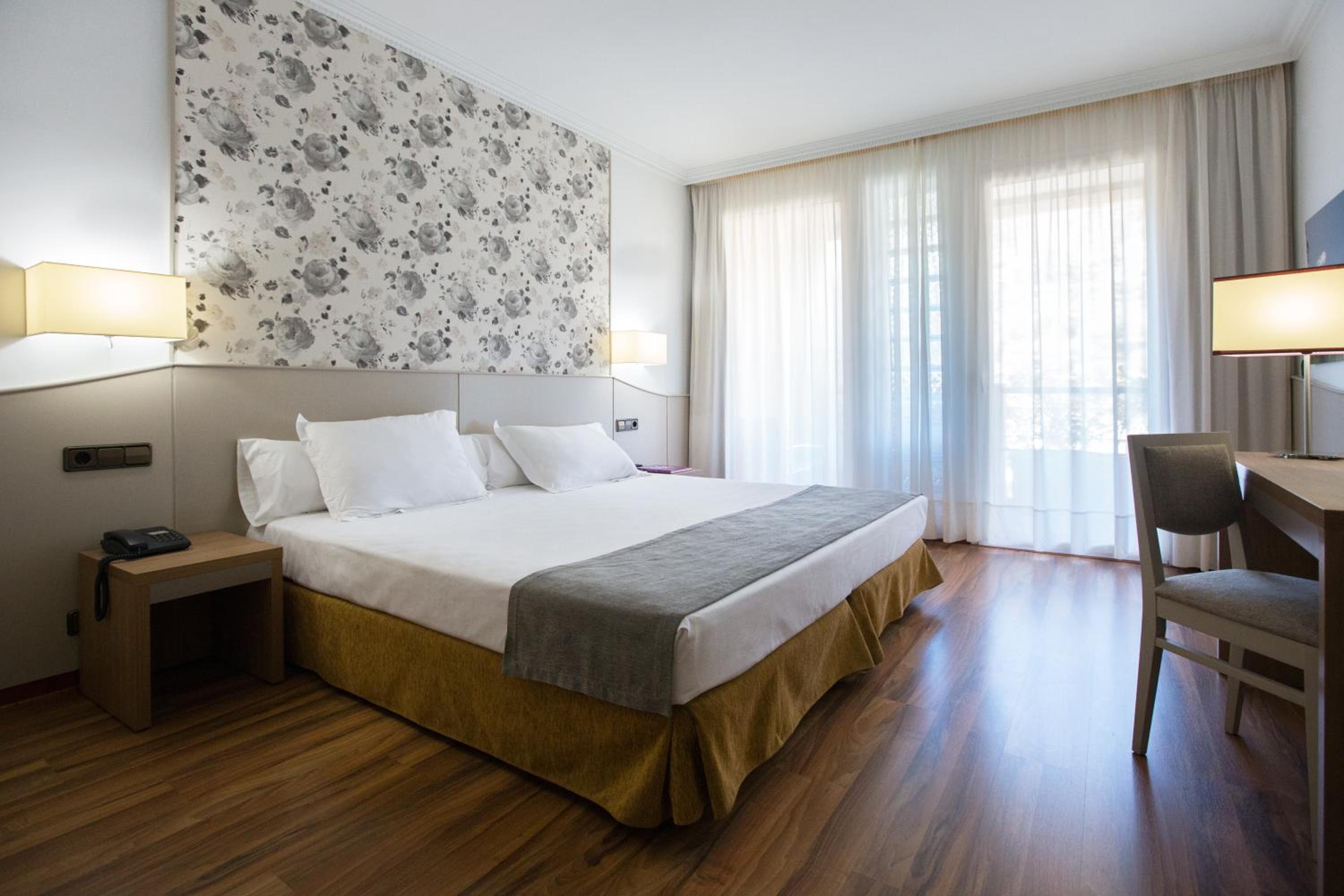 Superior Double Room with Terrace and Spa Access