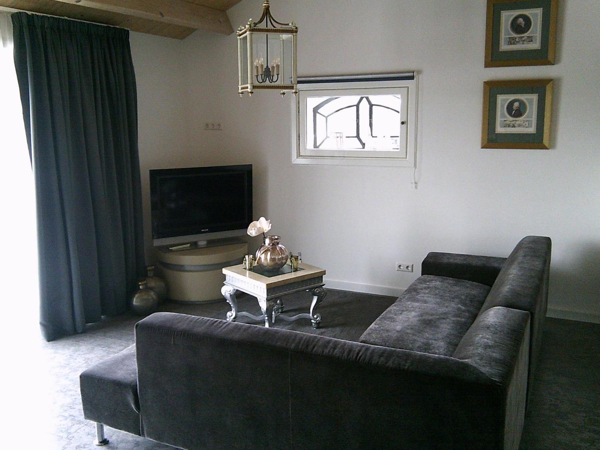 Apartment - Ground Floor photo 3