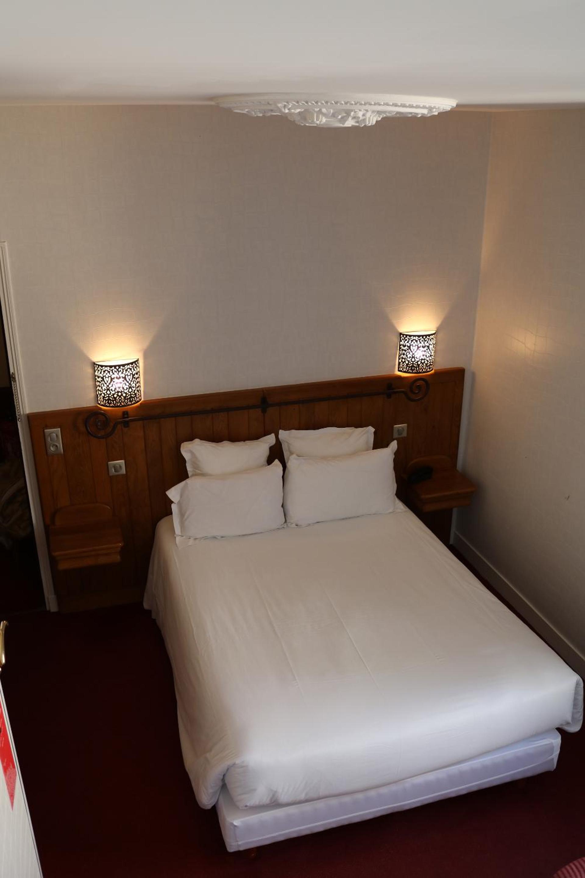 Double Room - Historical Inn - Photo 3