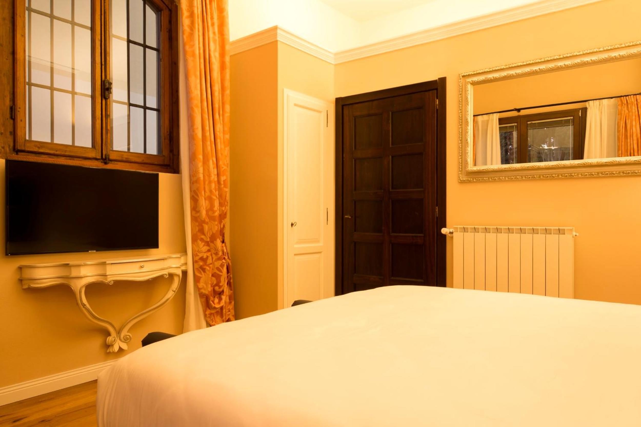 Double Room in the Annex photo 3