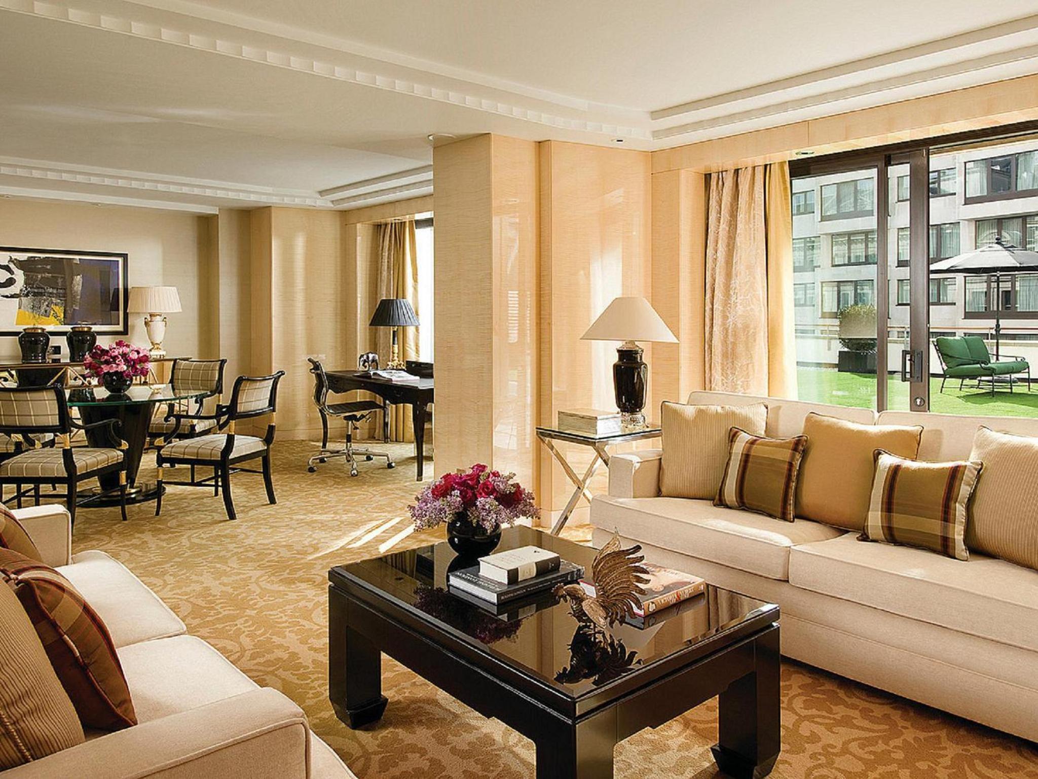 Grand Terrace Suite photo 1