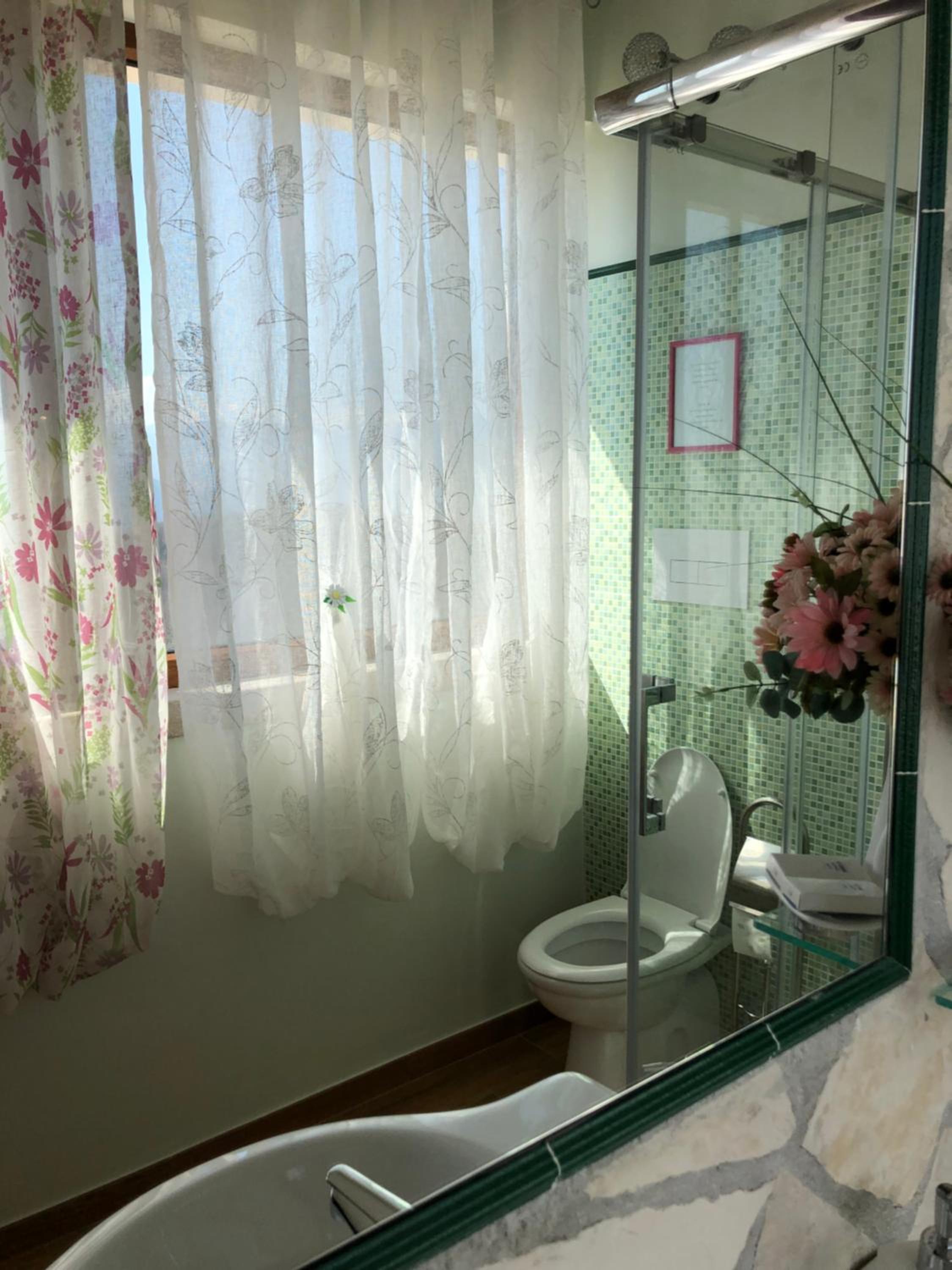 King Room with Garden View and Private Bathroom - Photo 7