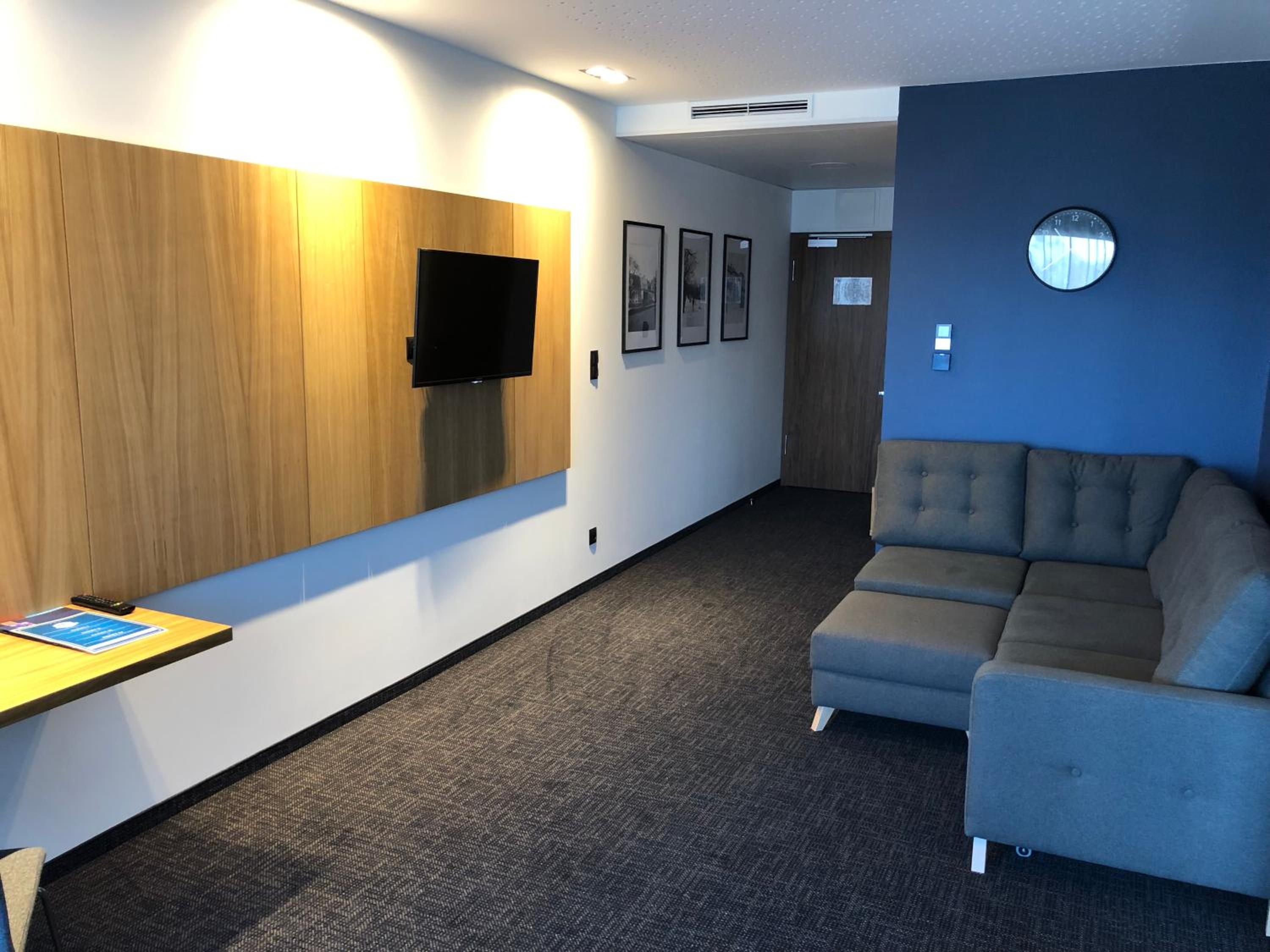 Suite photo 1
