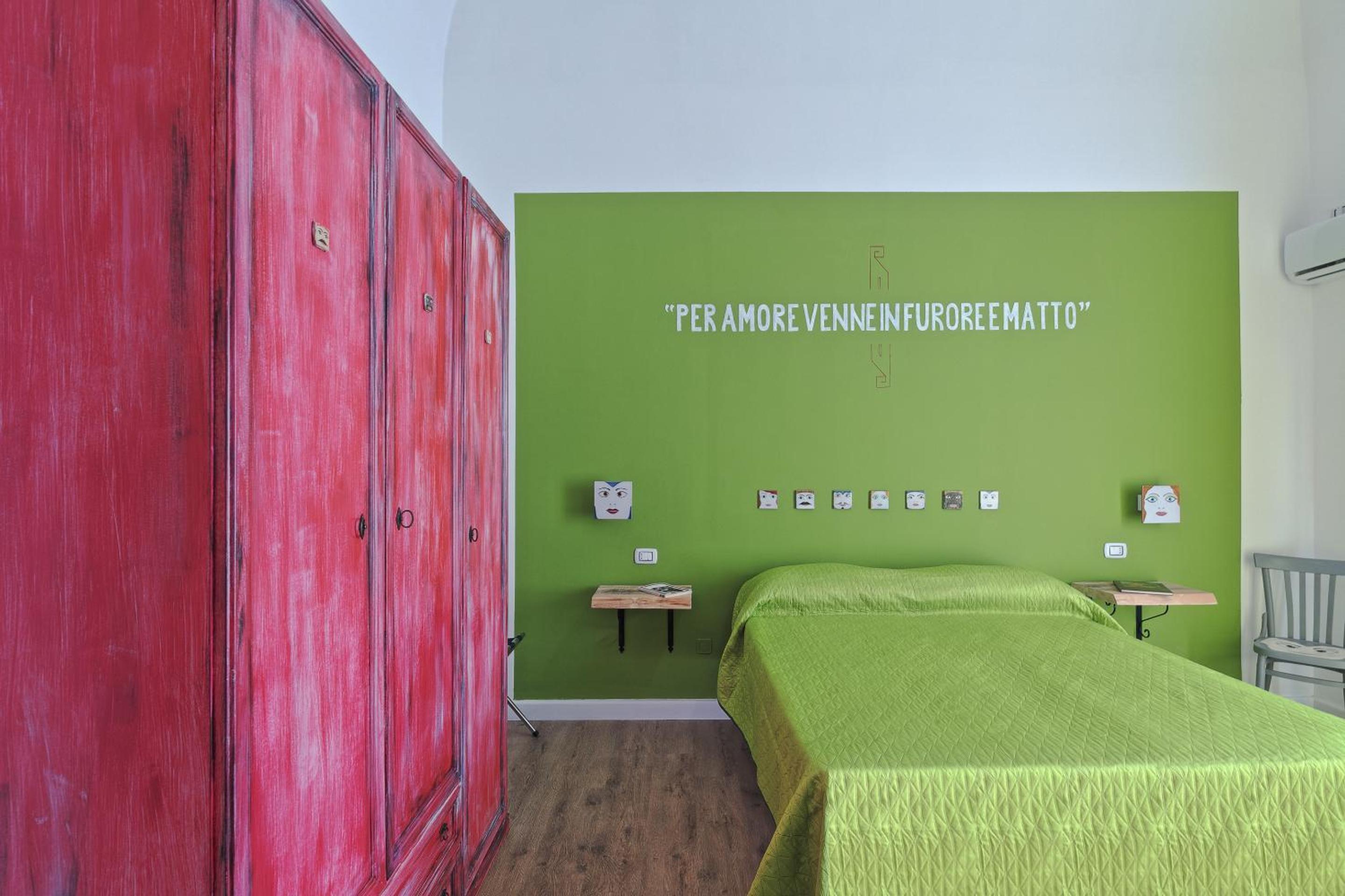 Deluxe Double or Twin Room with Balcony - Photo 1