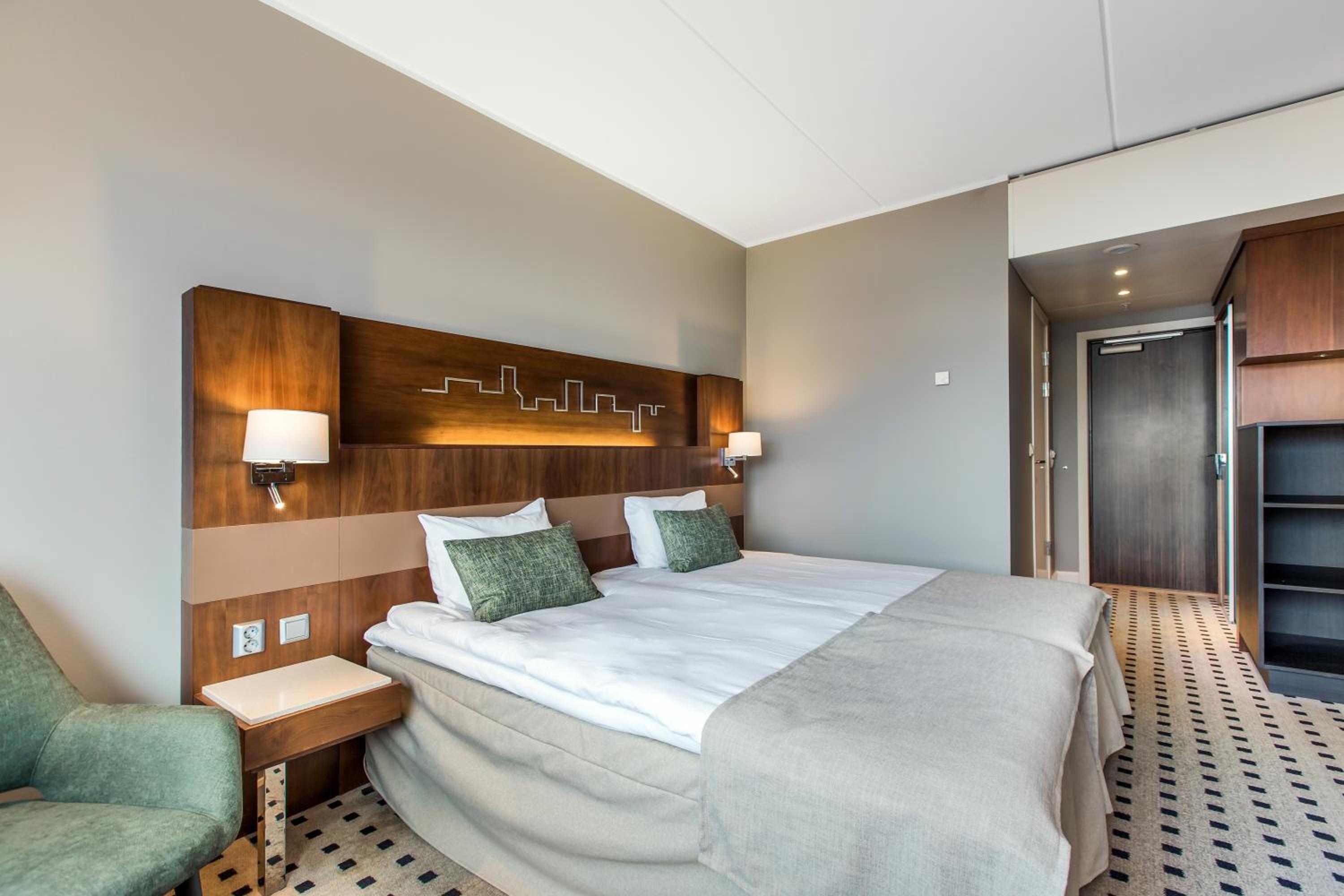 Standard Twin Room - Photo 3