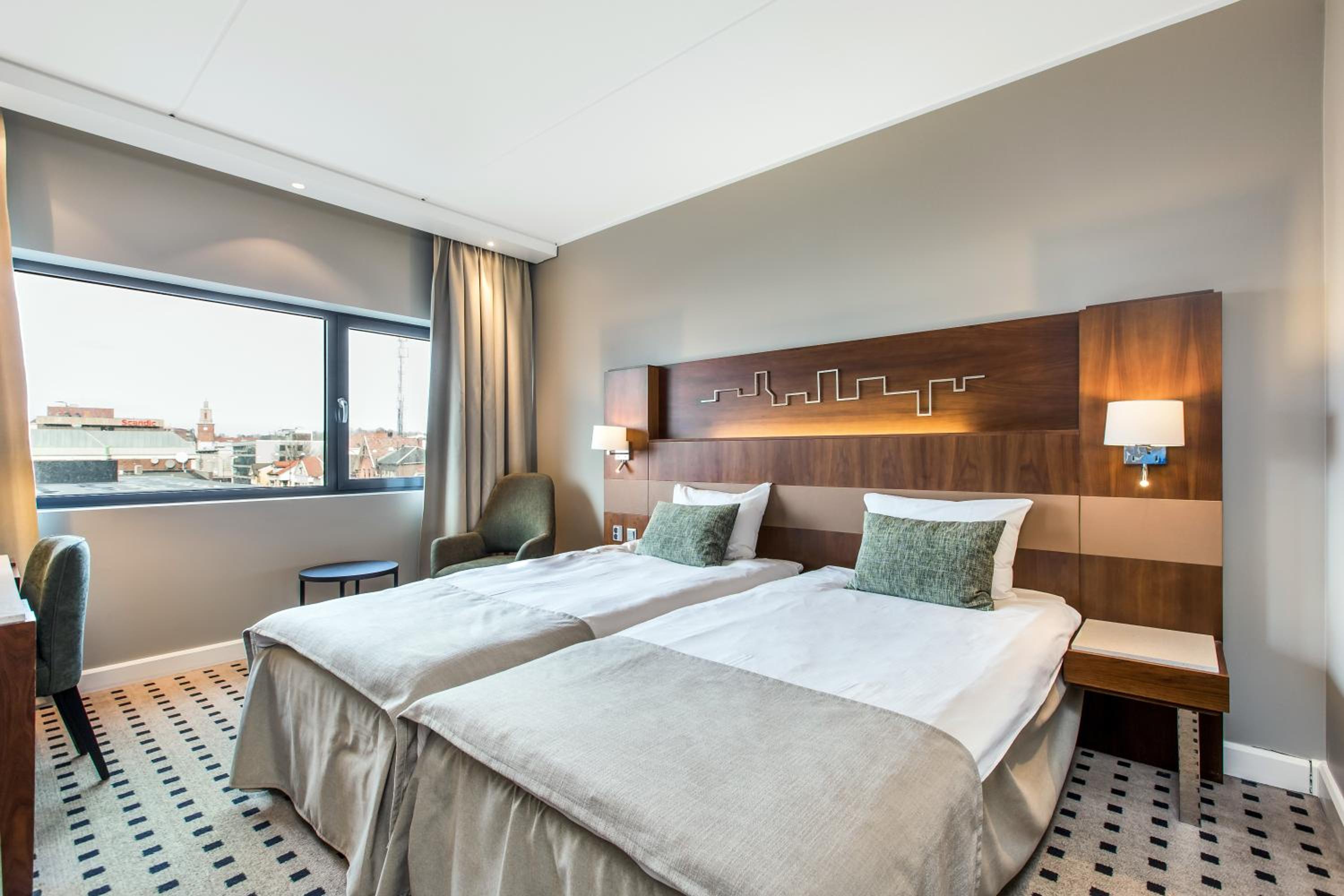 Standard Twin Room - Photo 1