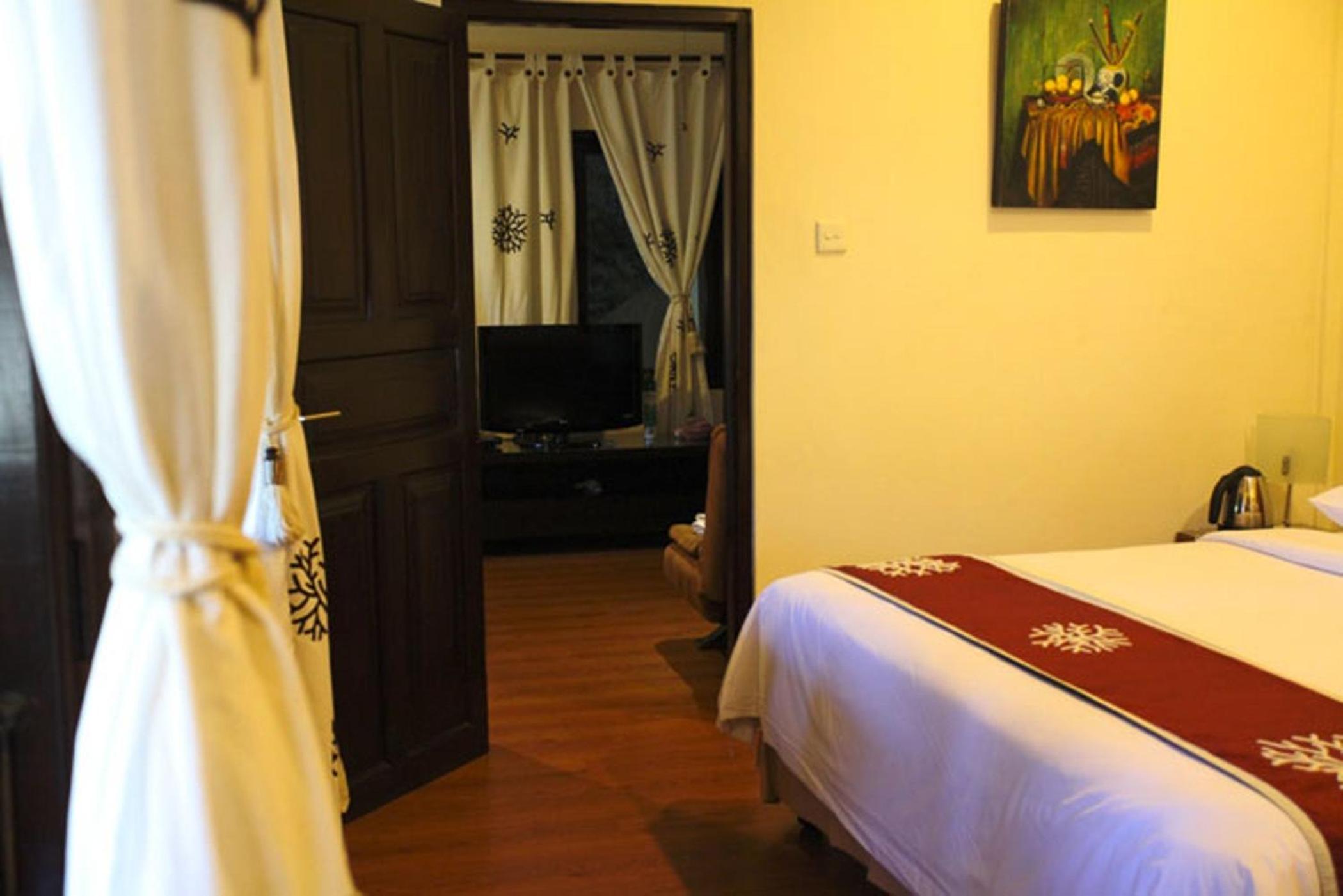 Two-Bedroom Apartment (4 Adults) - Photo 4