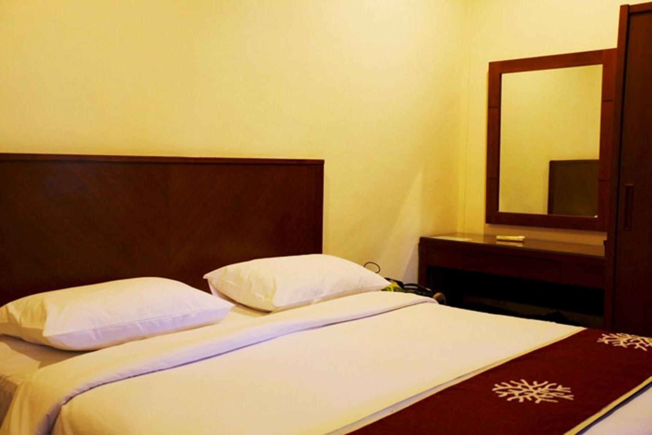 Two-Bedroom Apartment (4 Adults) - Photo 2