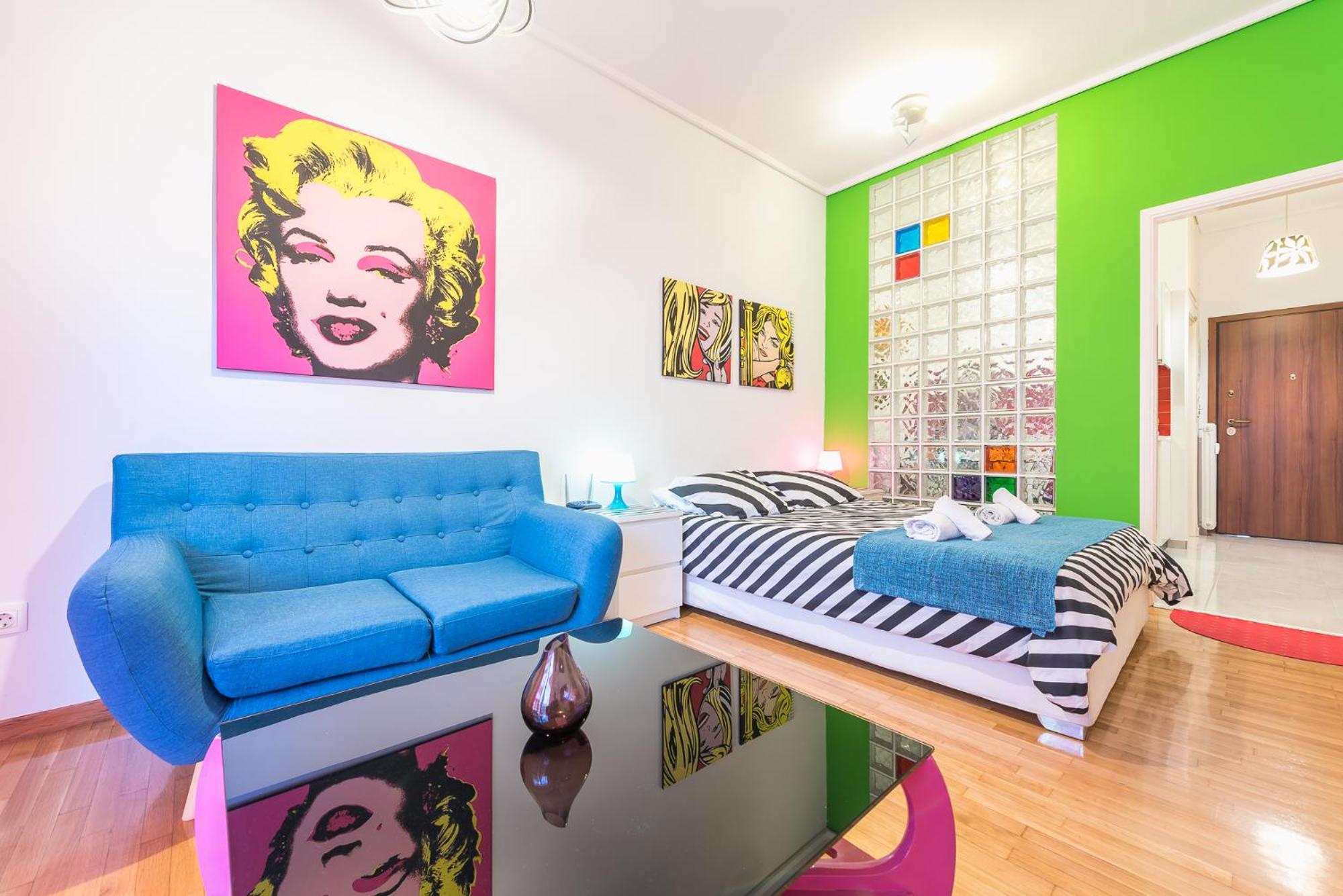 One-Bedroom Apartment