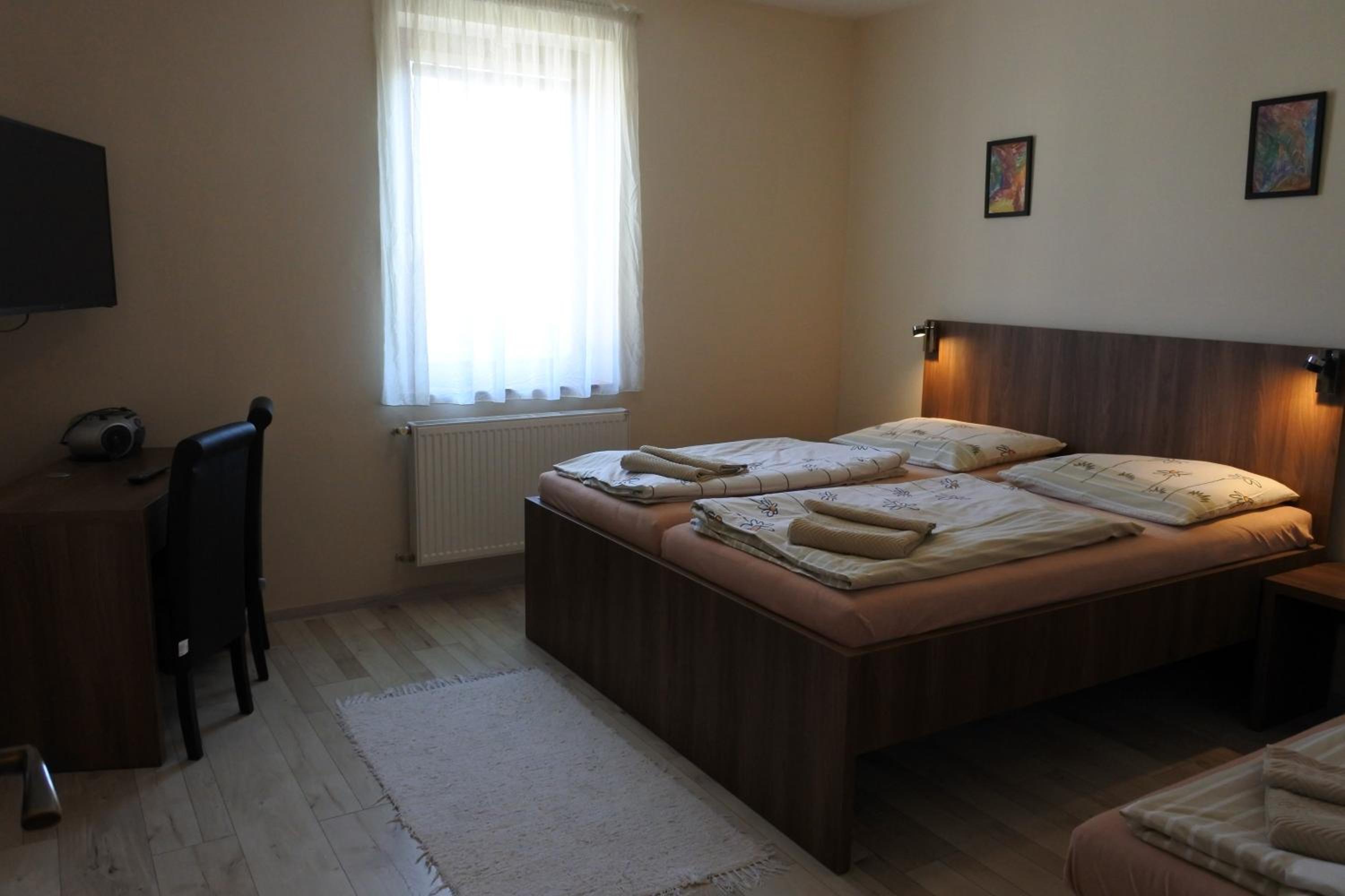 Double Room photo 3