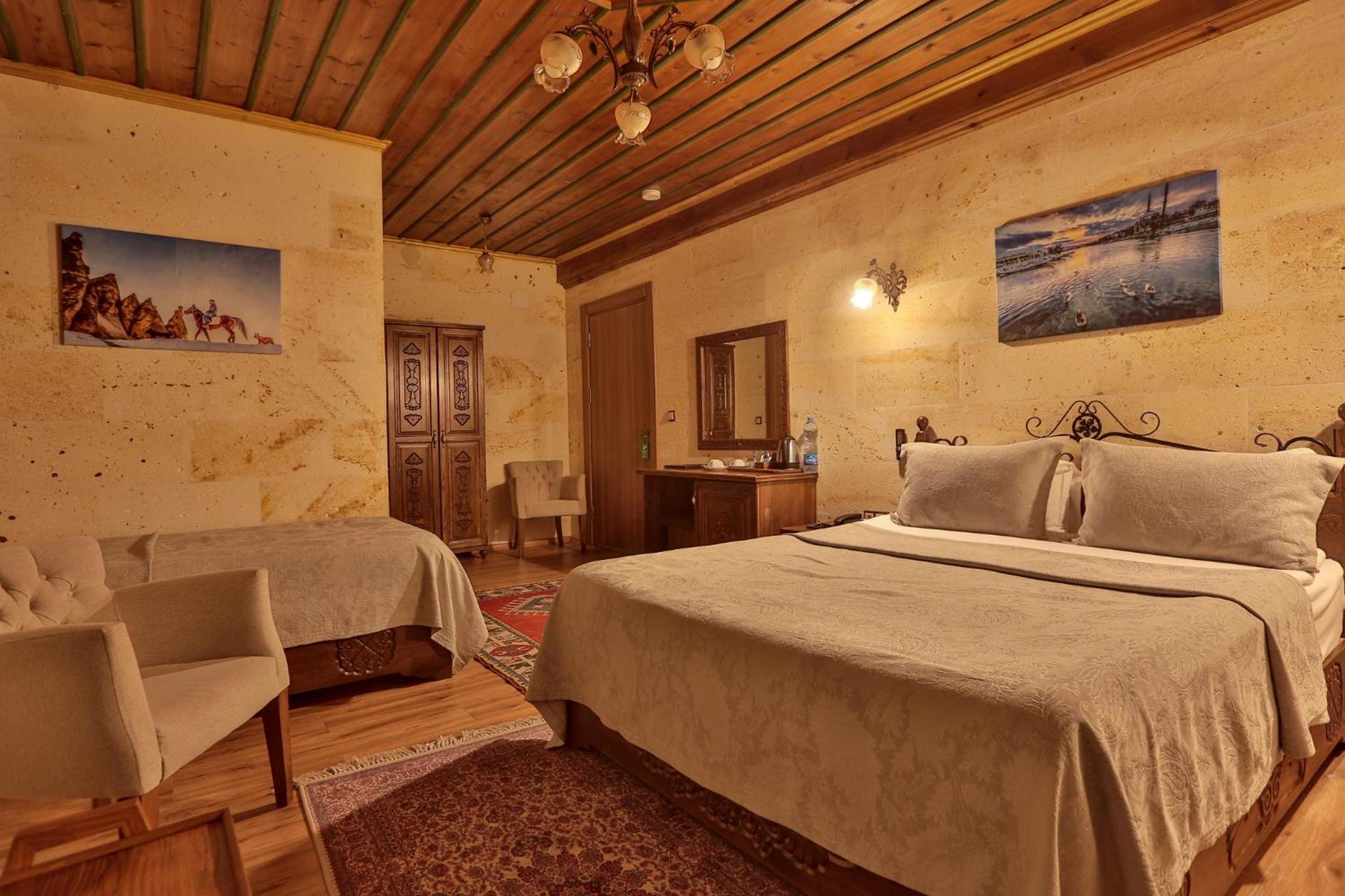 Comfort Triple Room photo 3