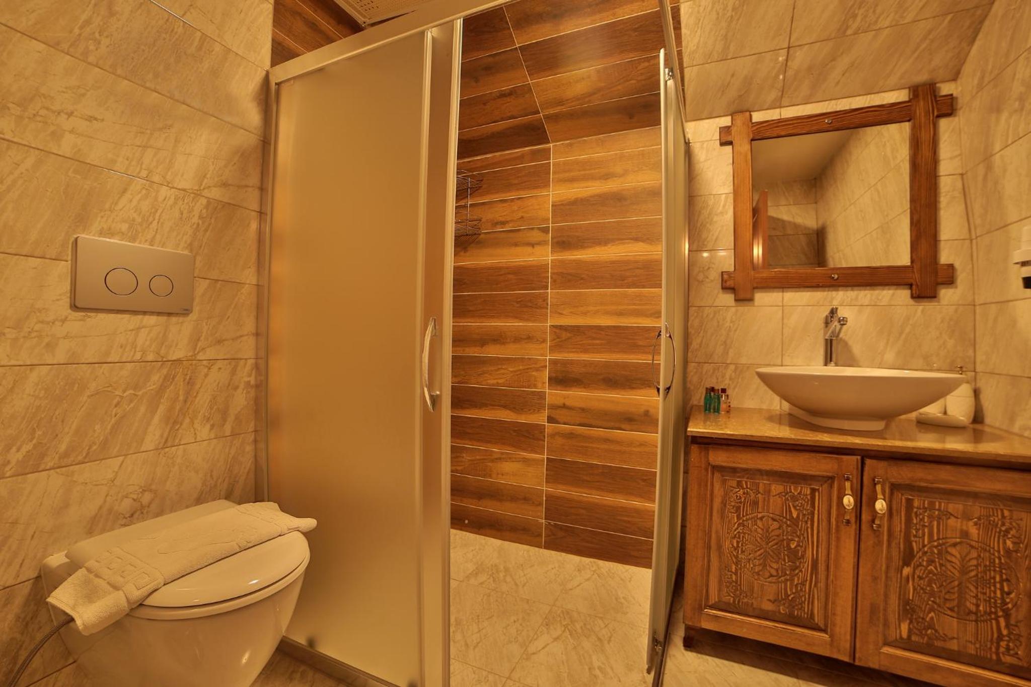 Budget Double Room photo 2