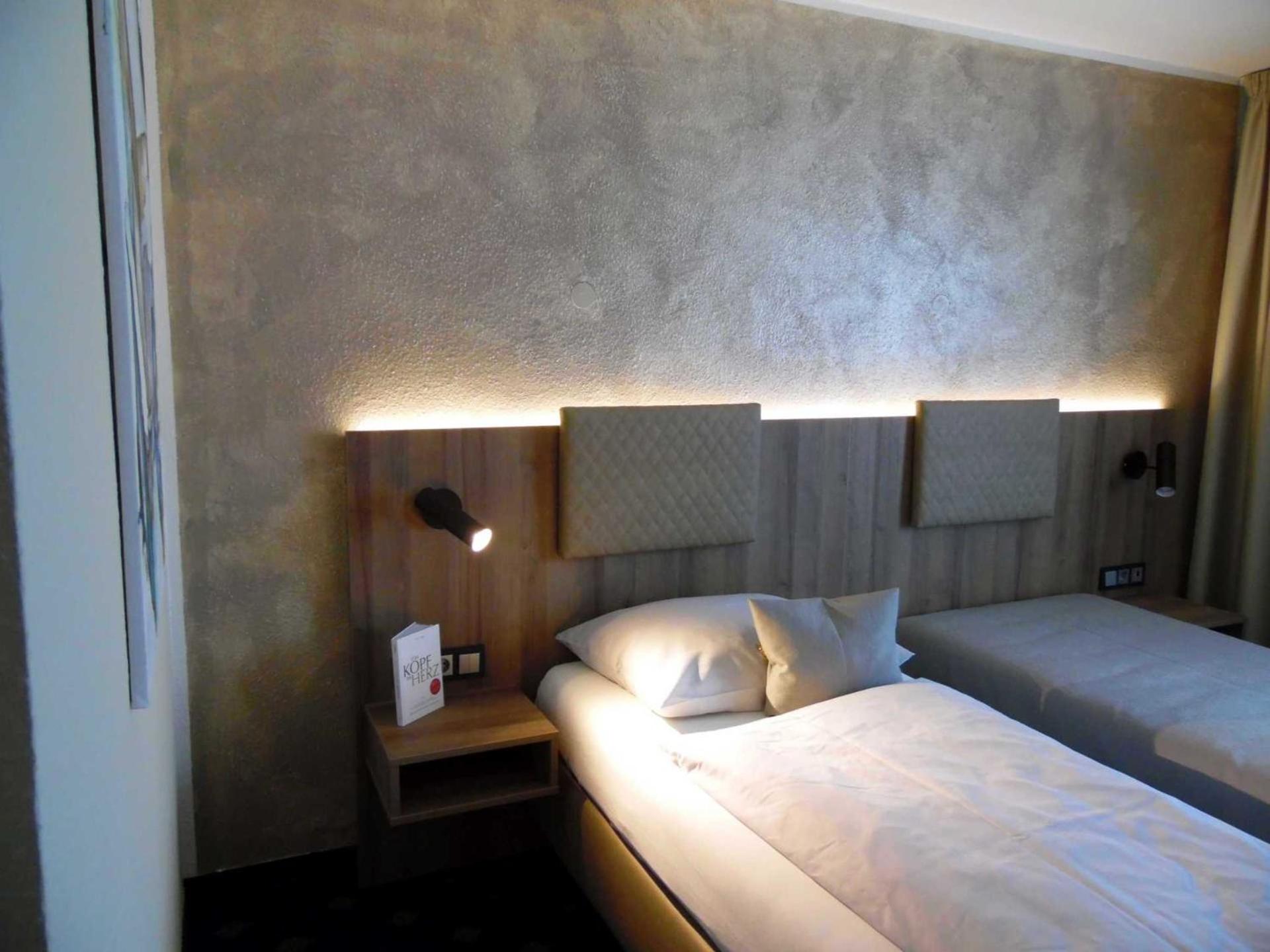Double Room - Photo 7