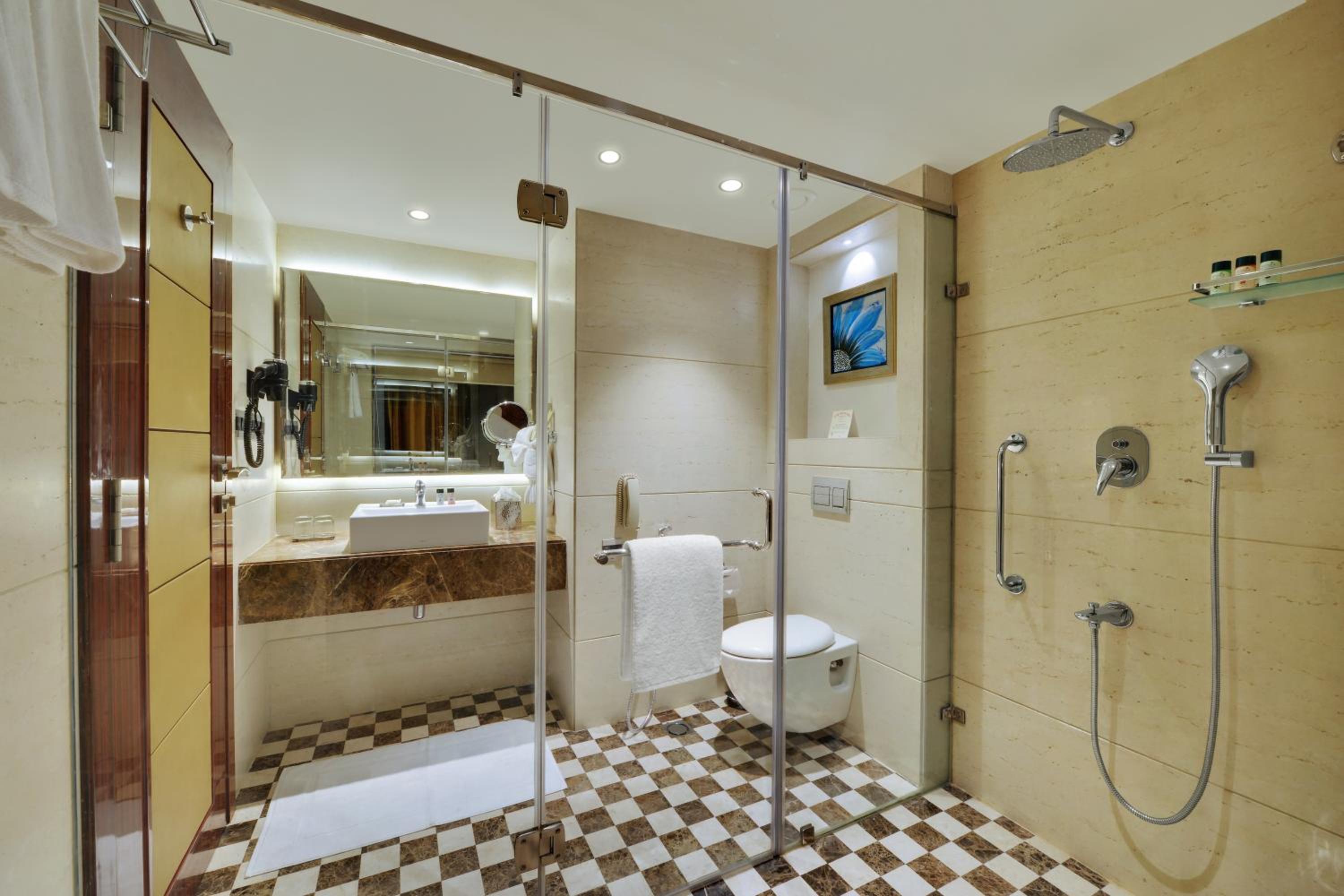 Fern Club Room (Avail 15% off on Spa Services) - Photo 2