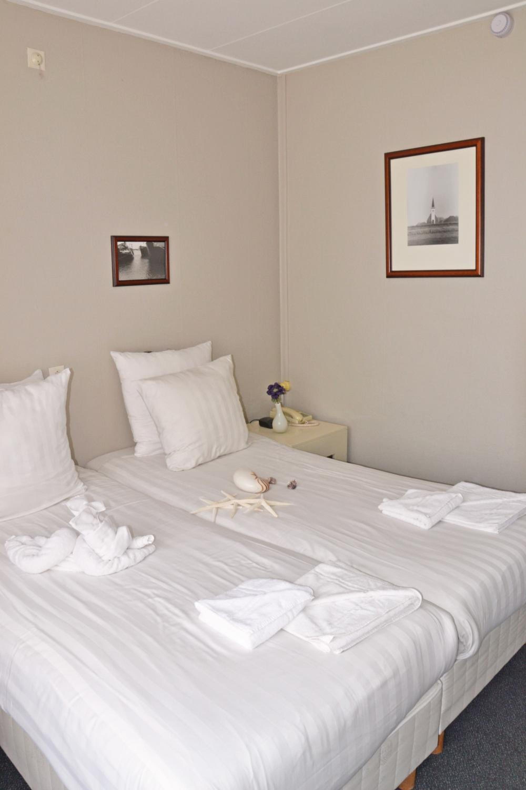 Small Double Room photo 1