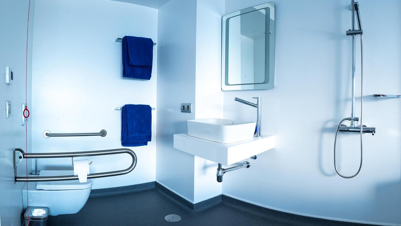 Double Room - Disability Access with Balcony and Sea View thumbnail 5