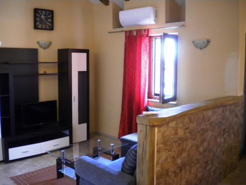 Apartment with Balcony photo 2