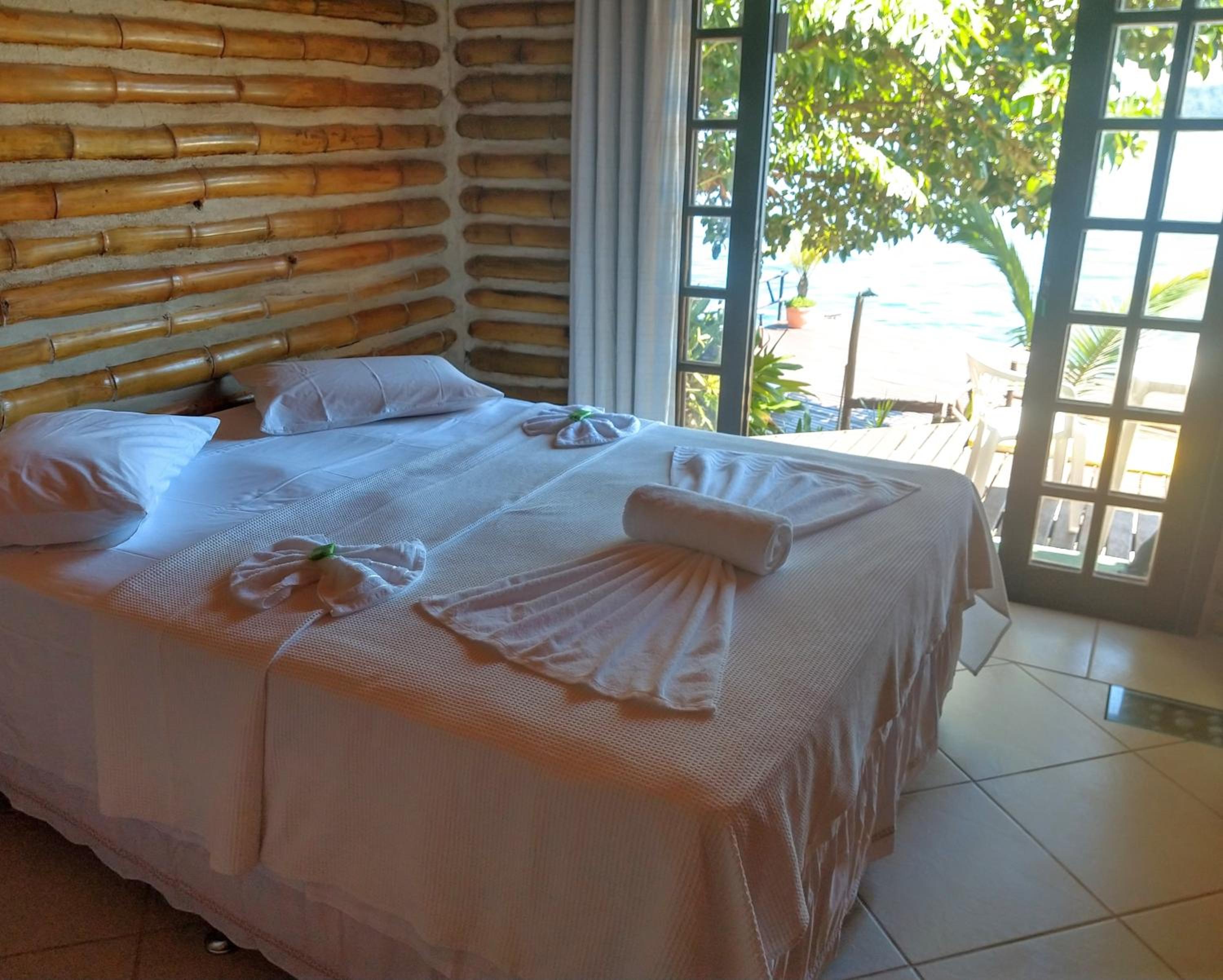 Deluxe Suite with Sea View photo 2