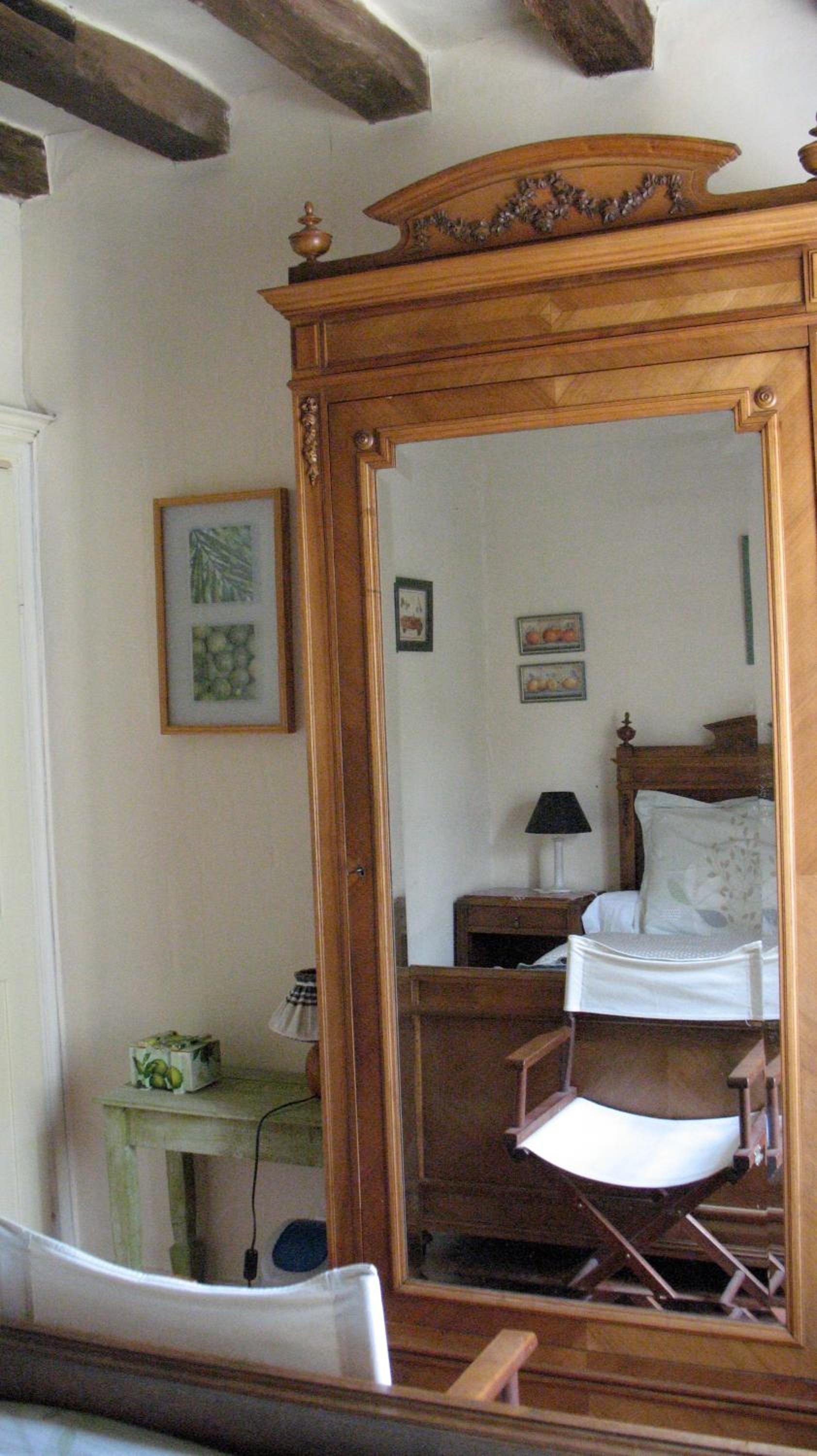 Standard Double Room photo 3