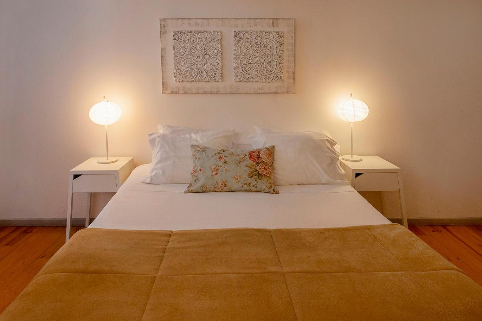 Deluxe Double or Twin Room - Photo 9