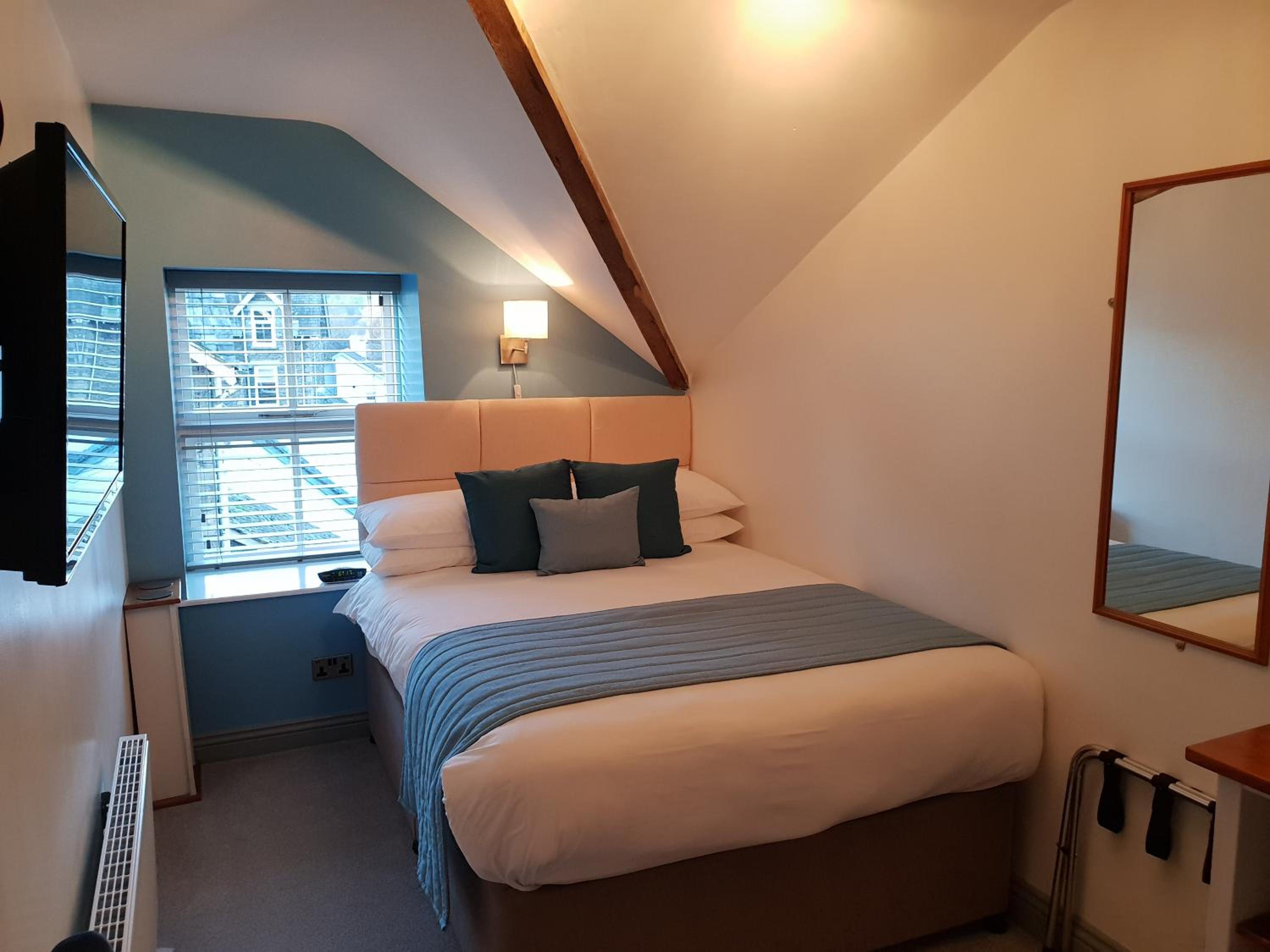 Budget Double Room photo 1