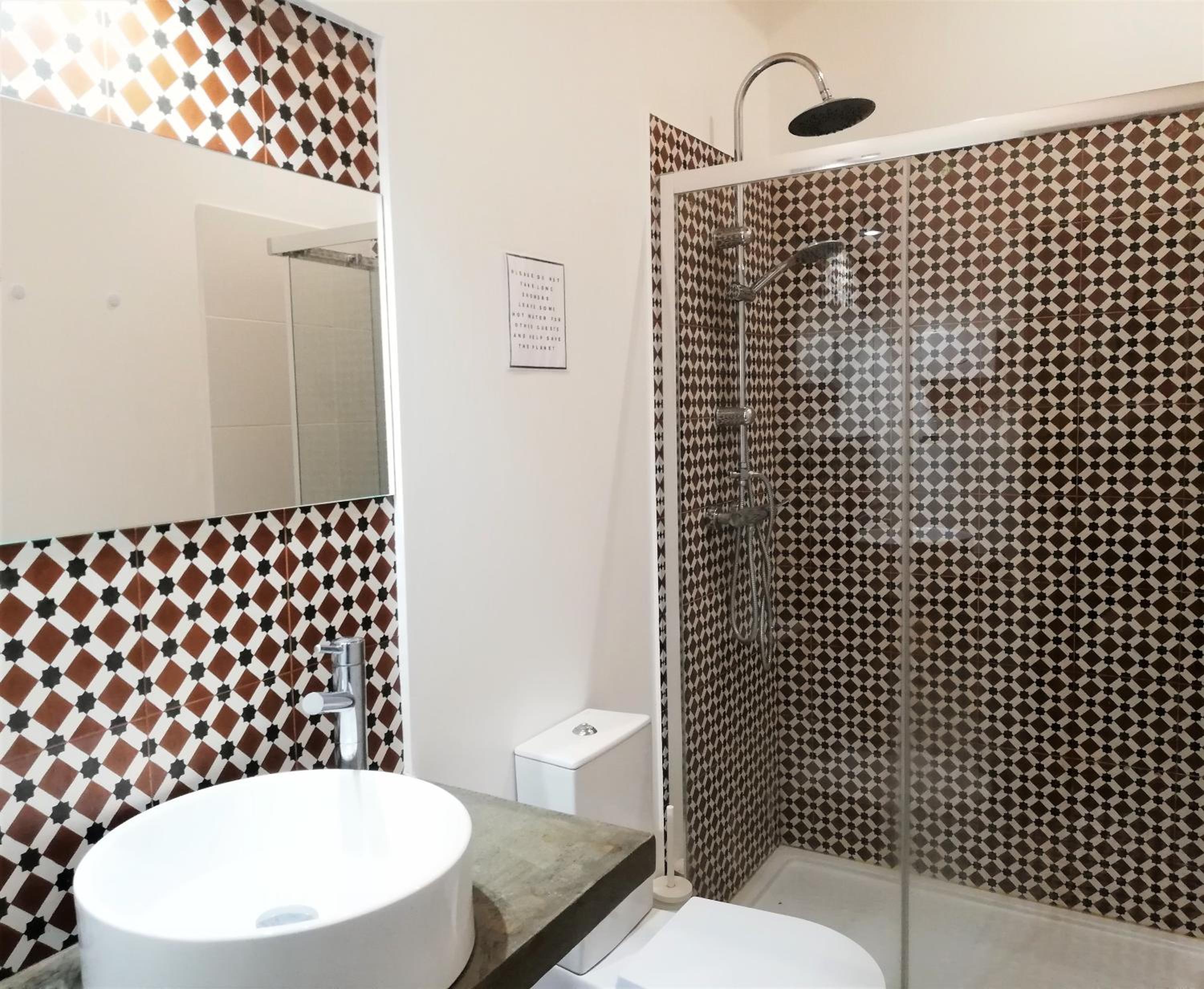 Superior Double or Twin Room - Photo 12