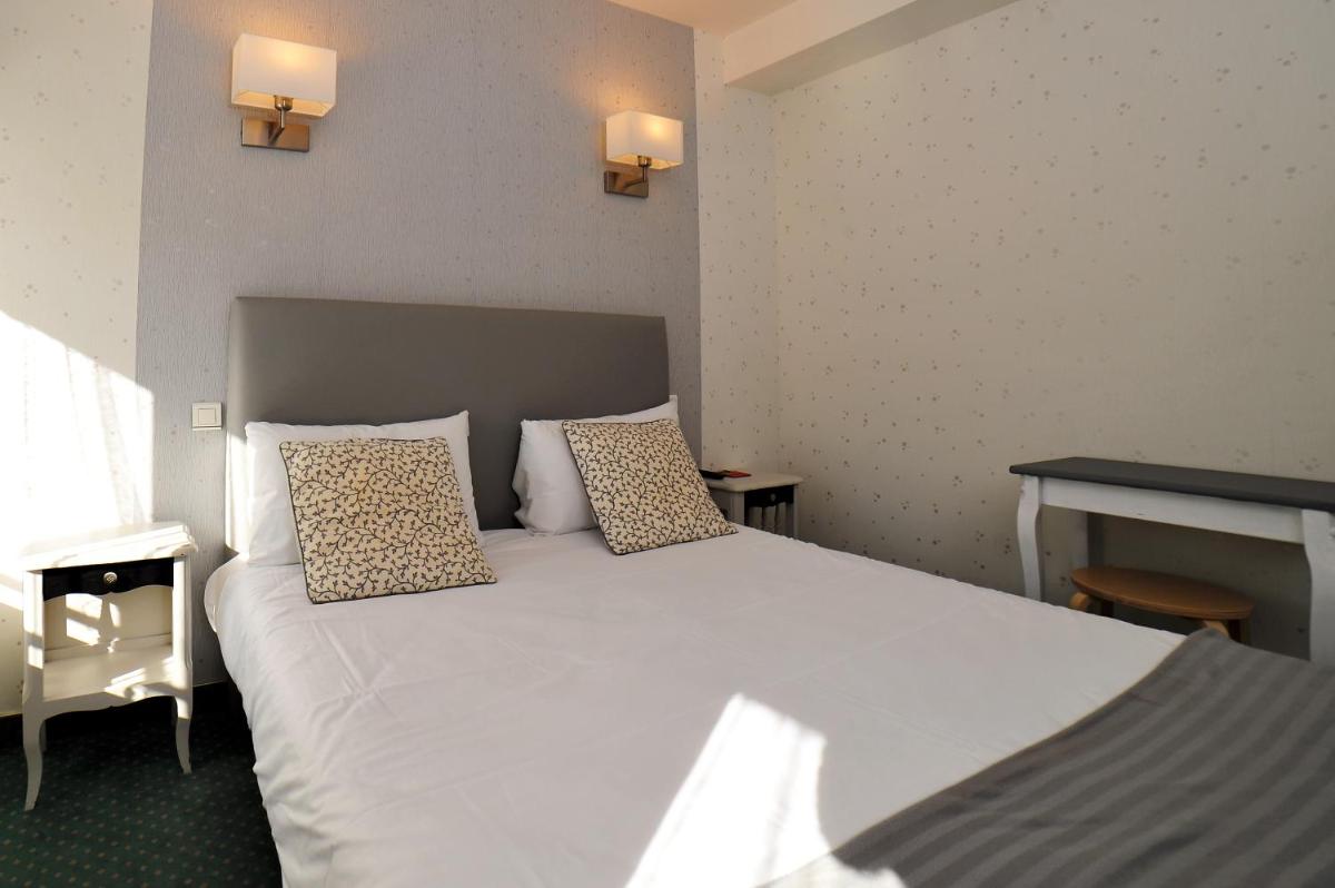 Standard King Room photo 1