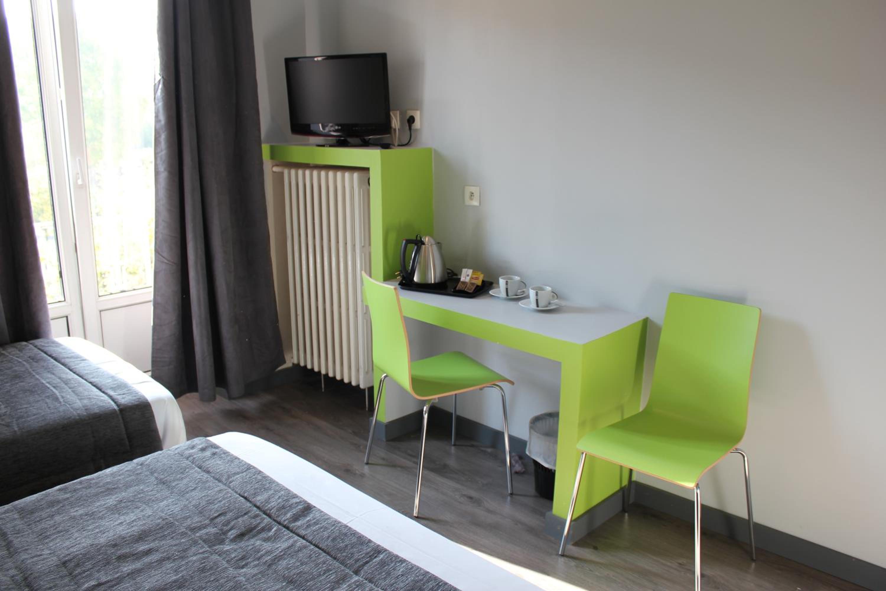 Double Room - Photo 14