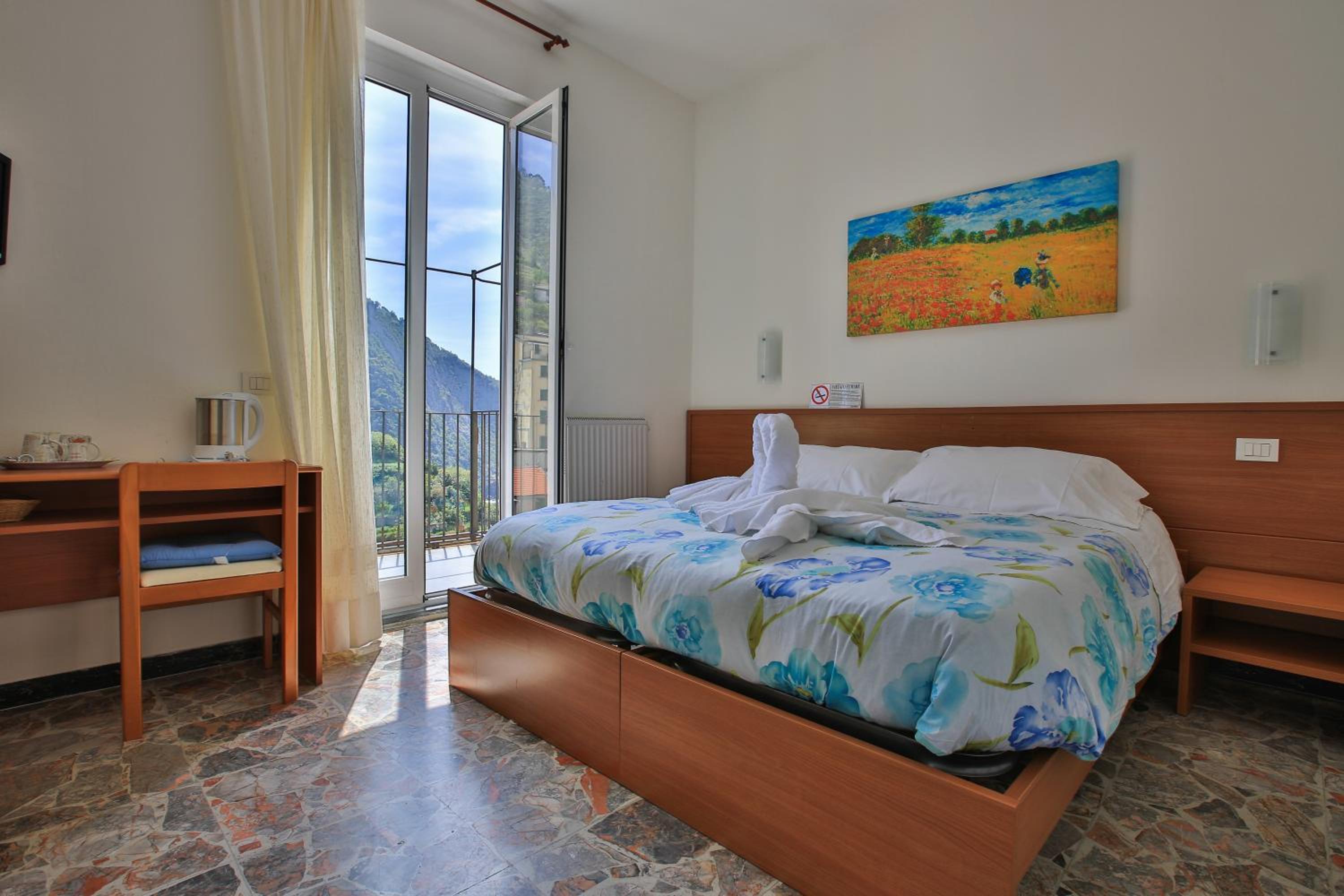 Deluxe Triple Room - Photo 4